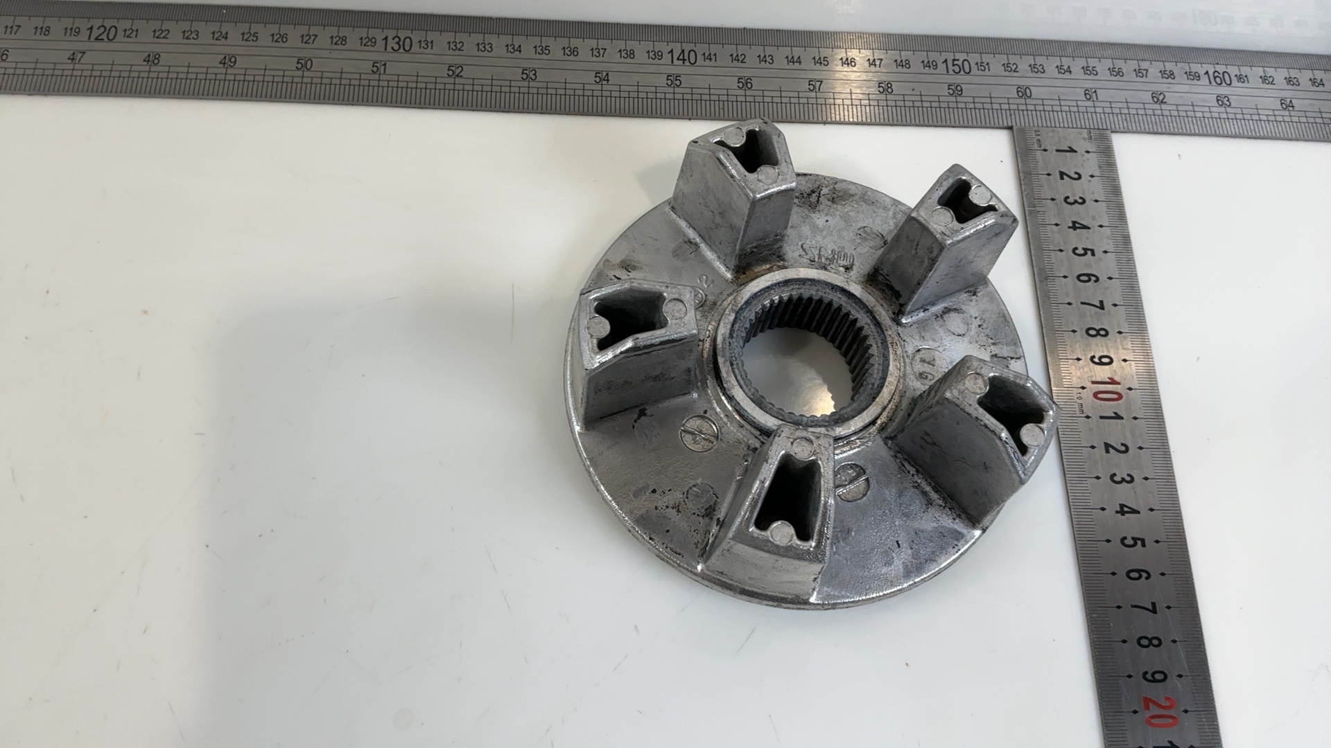 Triumph Sprint ST RS 955i 955 Rear Sprocket Hub Carrier 1997-2004 OEM T2012061 - Image 4
