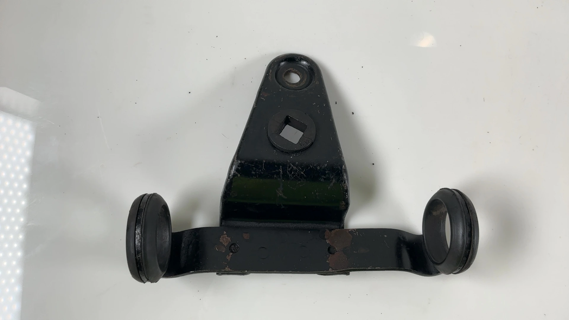 Suzuki GS850G GS850 850cc Lower Headlight Bracket Stay 1979-81 OEM 51530-45100