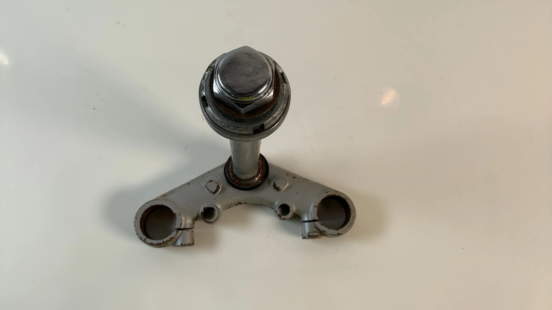 Honda NS125R TC01 124cc Lower Triple Tree Stem 1984-1987 OEM 53200-KR1-760 - Image 4