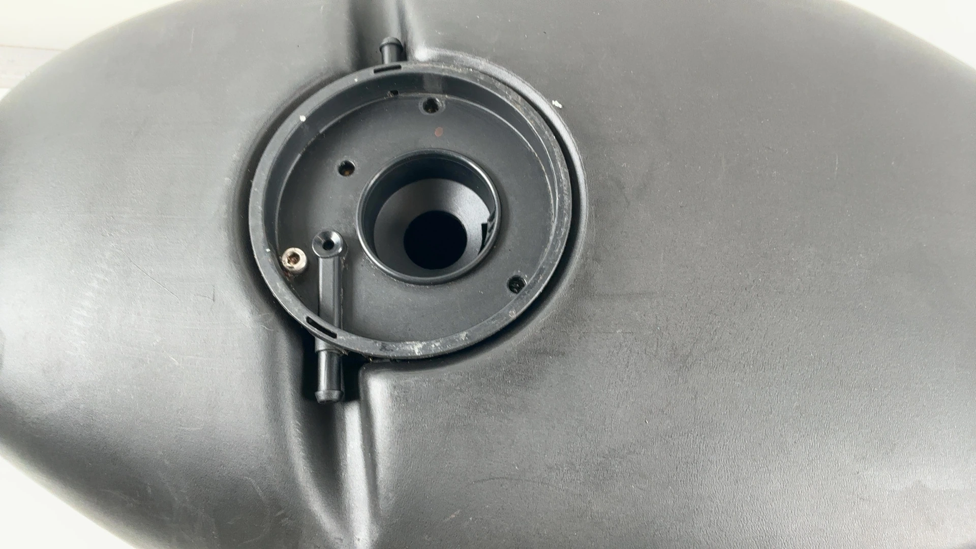 Aprilia RS 125 RS125 125cc Fuel Petrol Tank 1999-2005 OEM AP8139124 - Image 7