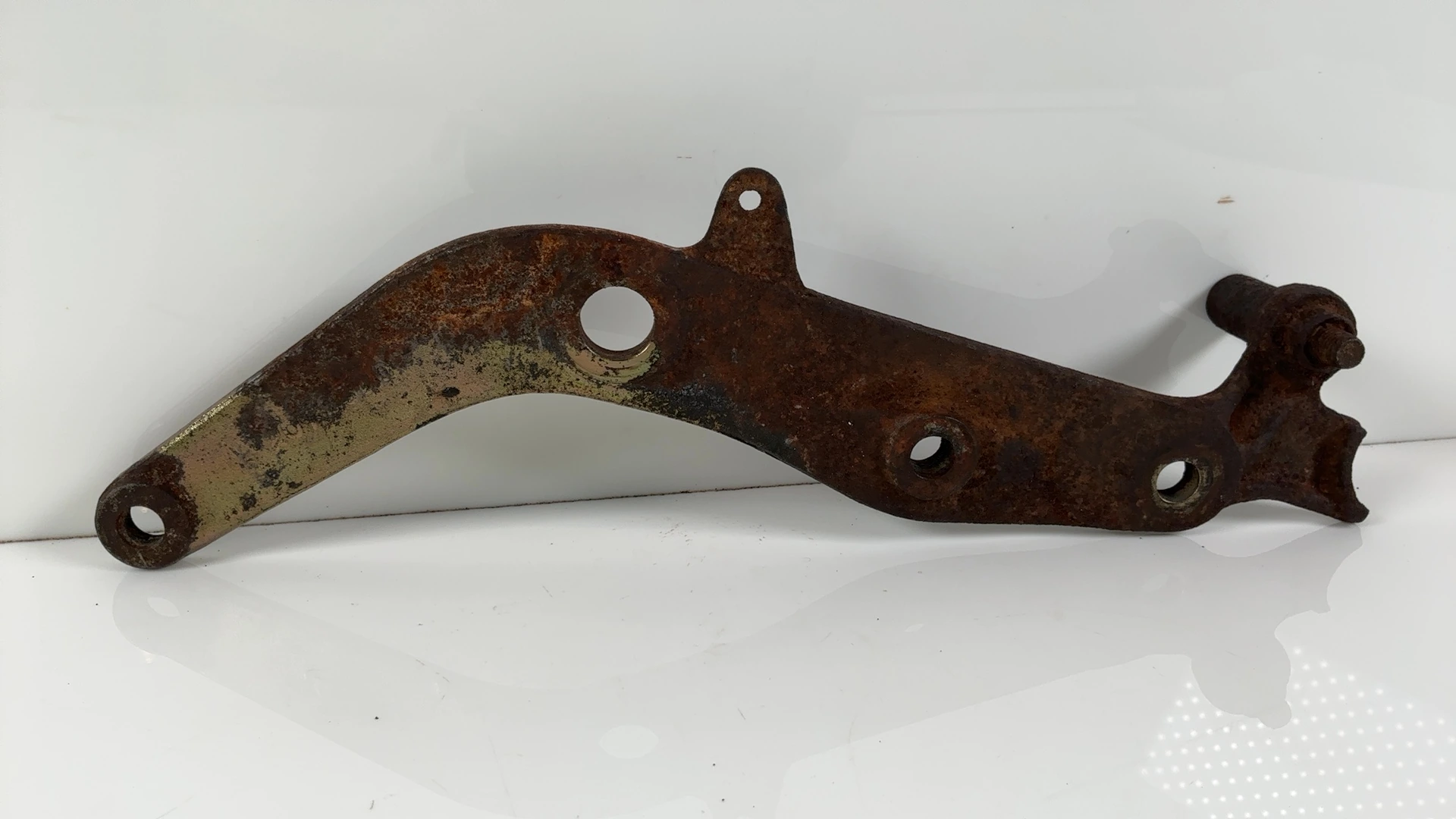 Triumph Trophy 1200 T300 1200cc Rear Motor Mount Bracket 1993 1994 OEM T2079320 - Image 2