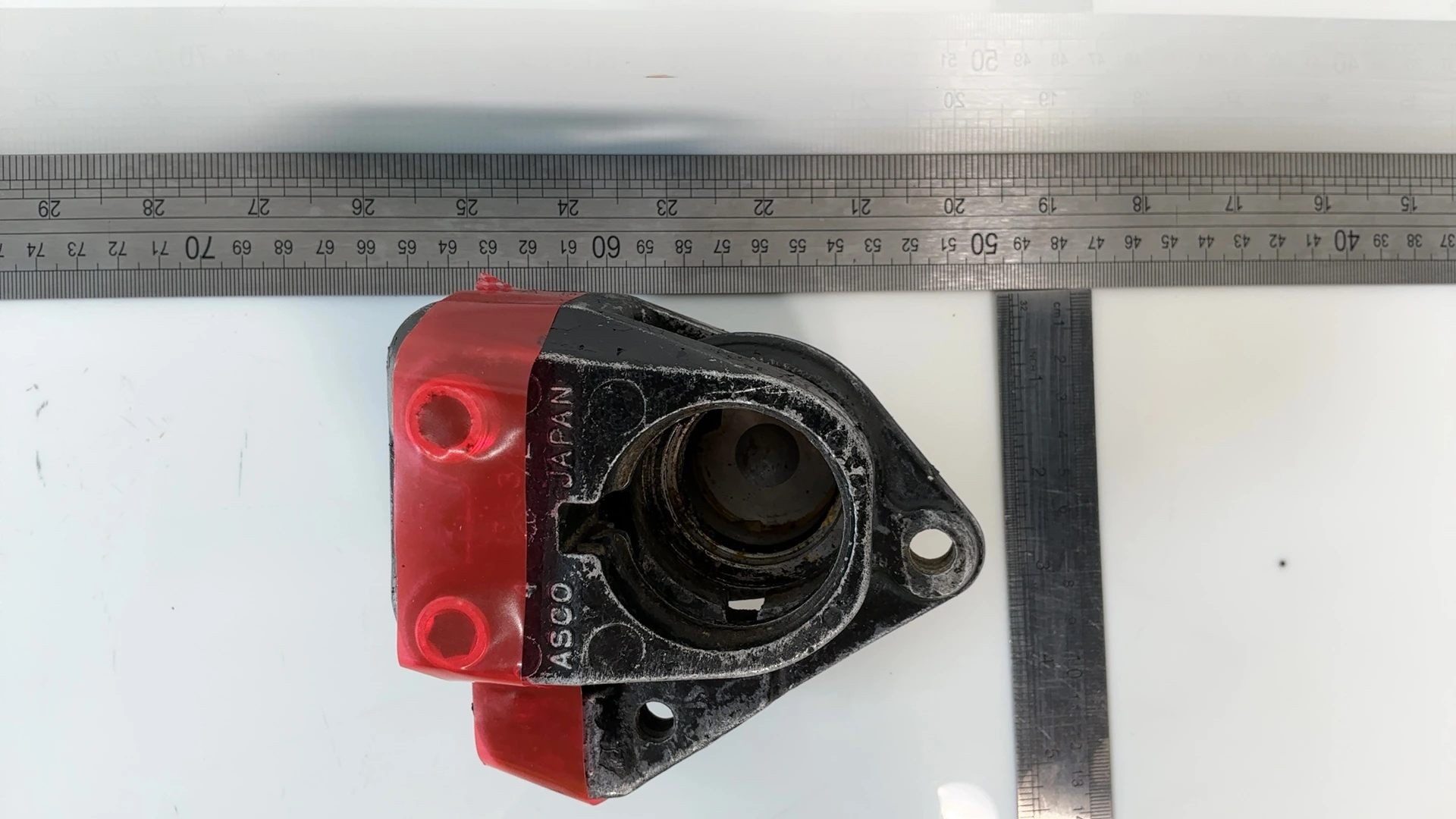 Suzuki GS750 GS750E 750cc Front Right Brake Caliper 1977-1979 OEM 59300-44002 - Image 9