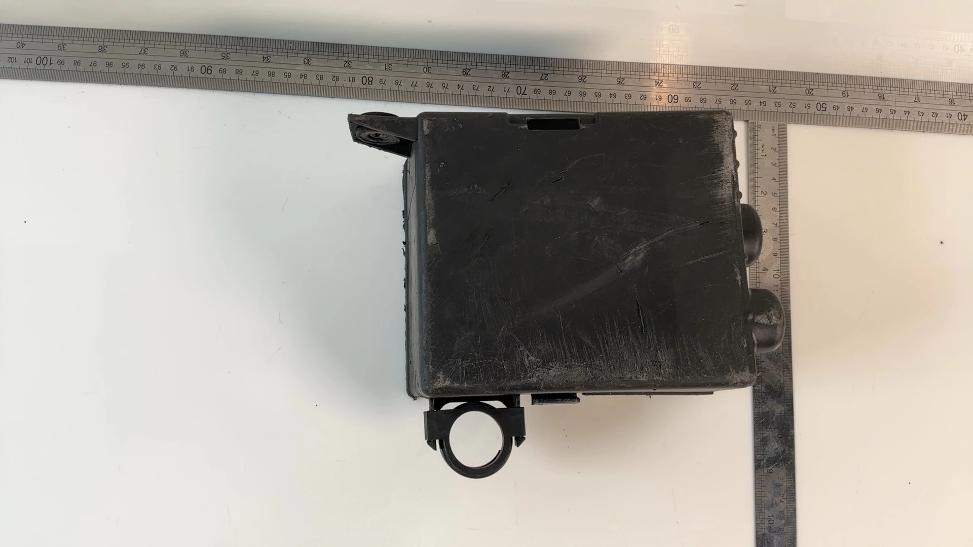Yamaha XJ900F 31A 900cc Battery Box 1983-1984 OEM 31A212400000  31A - Image 3