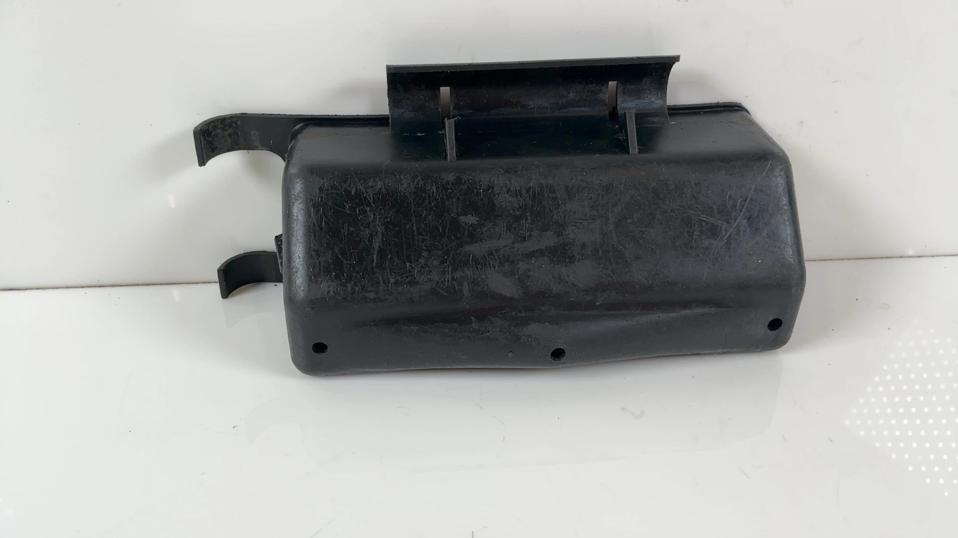 Suzuki GS550 GS550E GS550L 550cc Tool Tray Holder Box 1979 1980 OEM 41551-47000 - Image 1