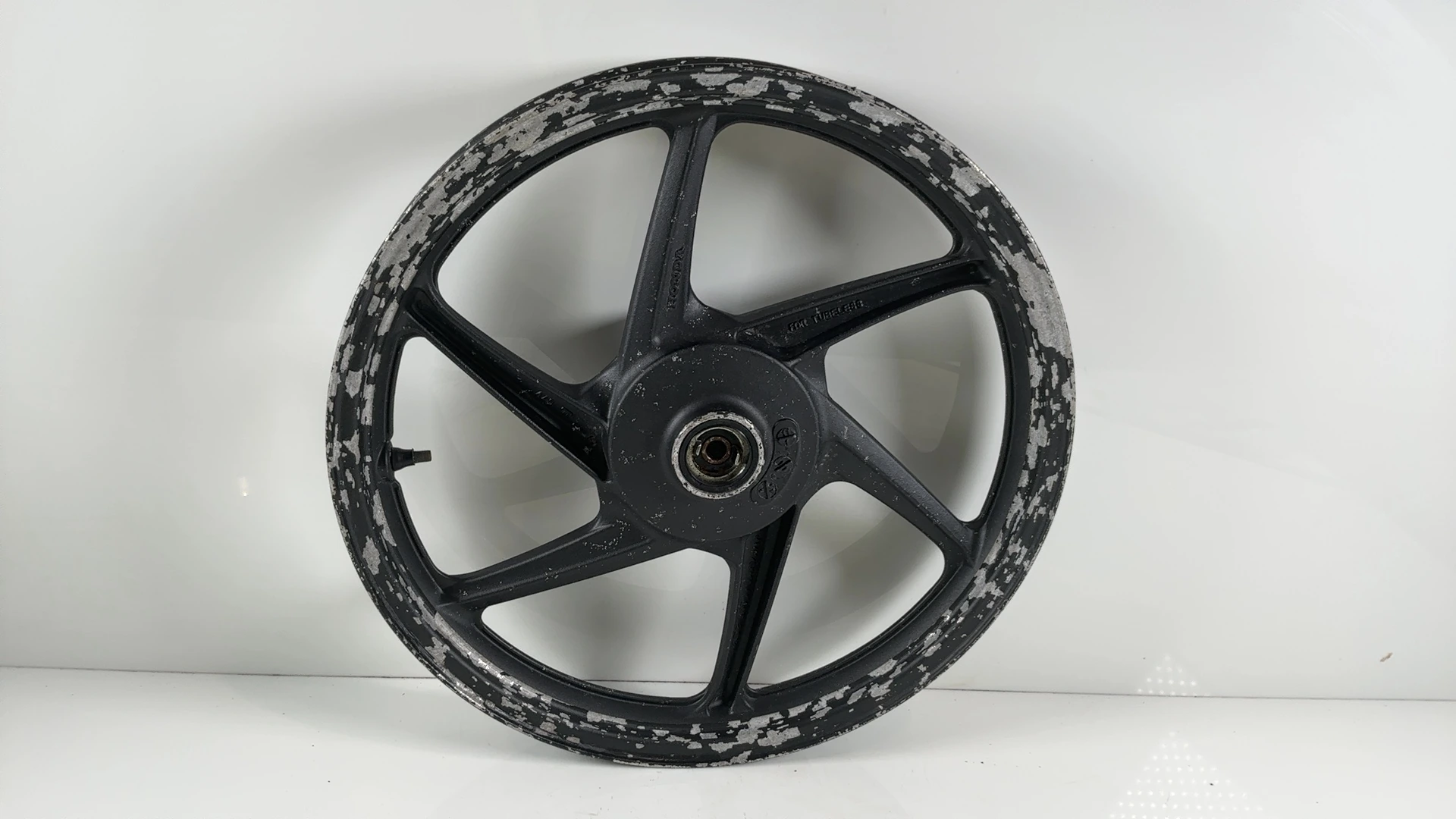 Honda CBF125 CBF125M 125cc Front Wheel Rim 2008-2015 OEM 44650-KTE-910
