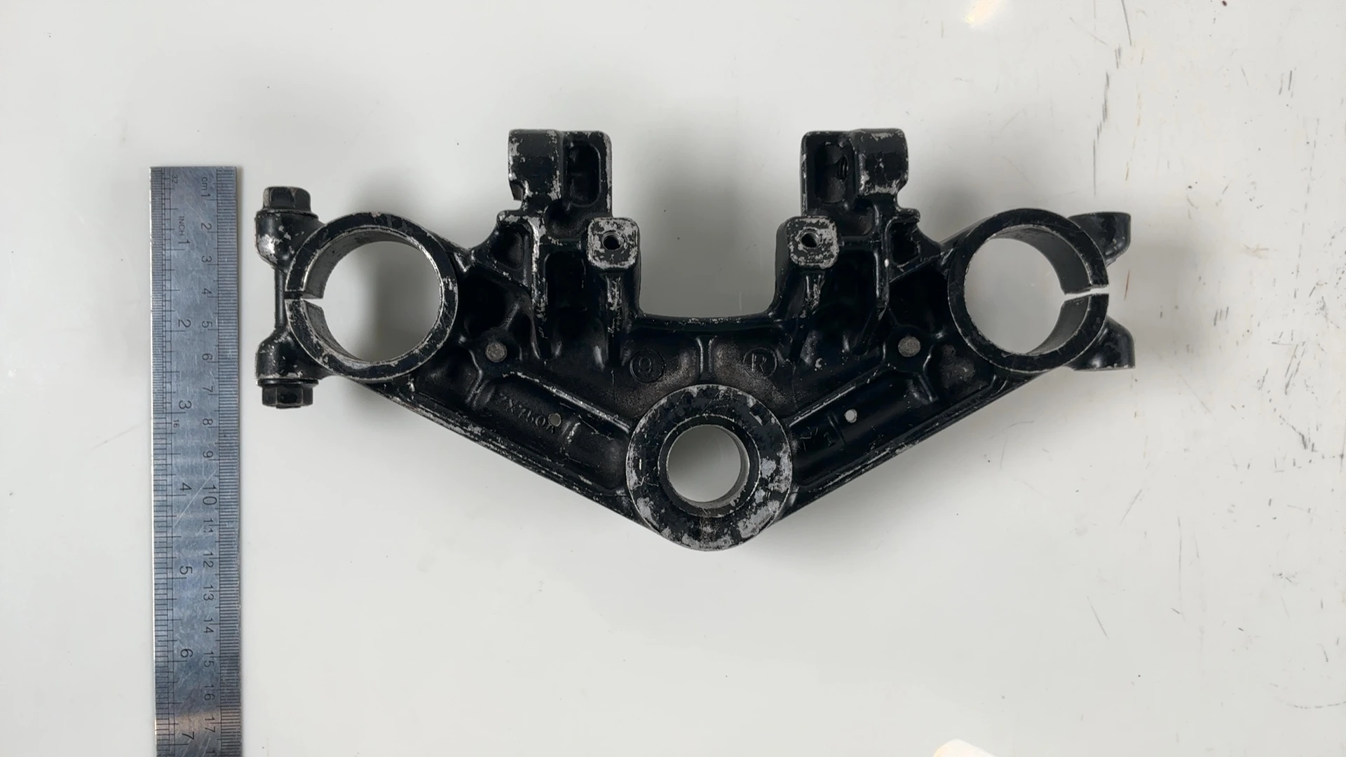 Kawasaki GPz750 ZX750A 750CC Upper Fork Bridge Yoke 1983-1985 OEM 44039-1073 - Image 4