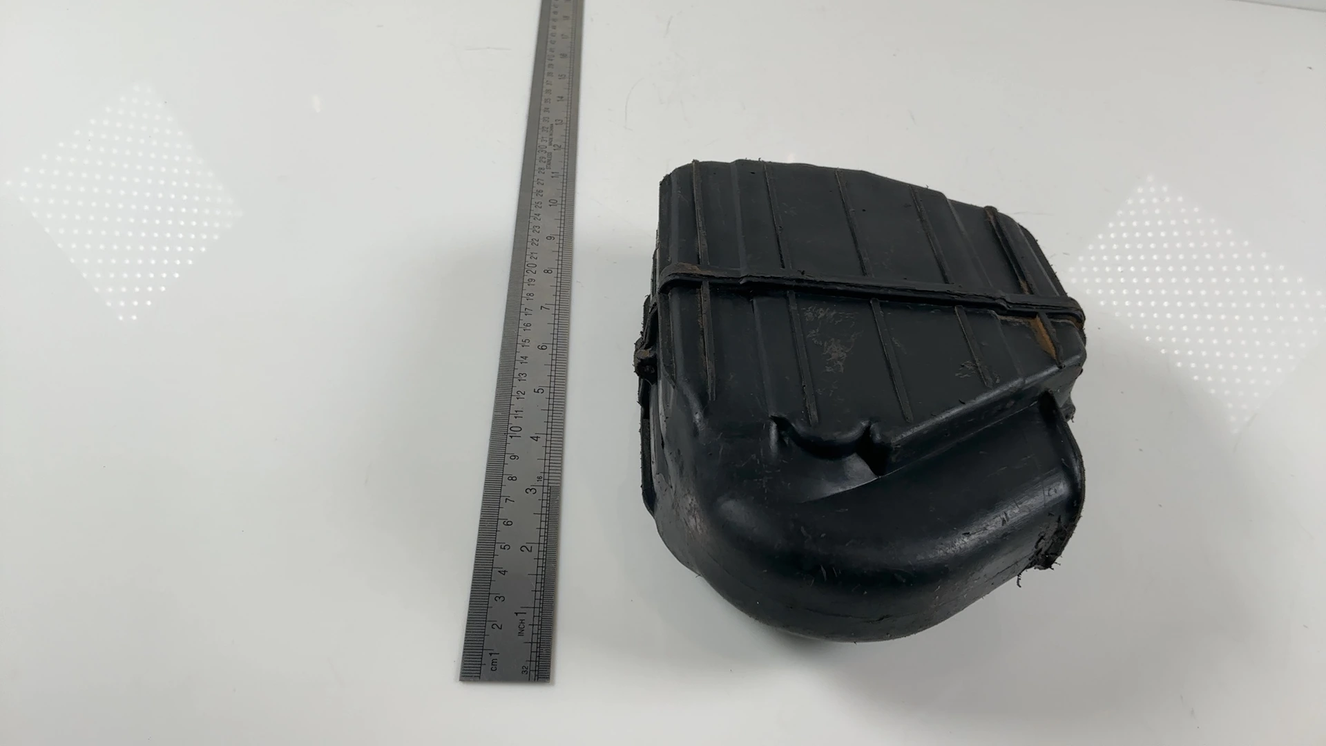 Yamaha XS400 2A2 400CC Air Filter Box 1977-1982 OEM 2A2-14411-00-00 Japan - Image 4