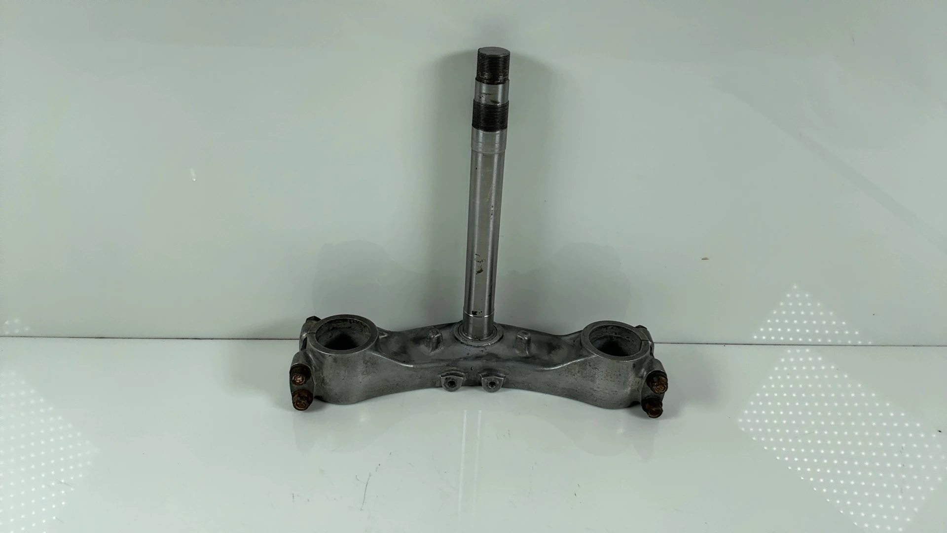 Yamaha FJ1100 FJ1200 Lower Triple Tree Yoke Stem 1984-1990 OEM 36Y-23340-00-00