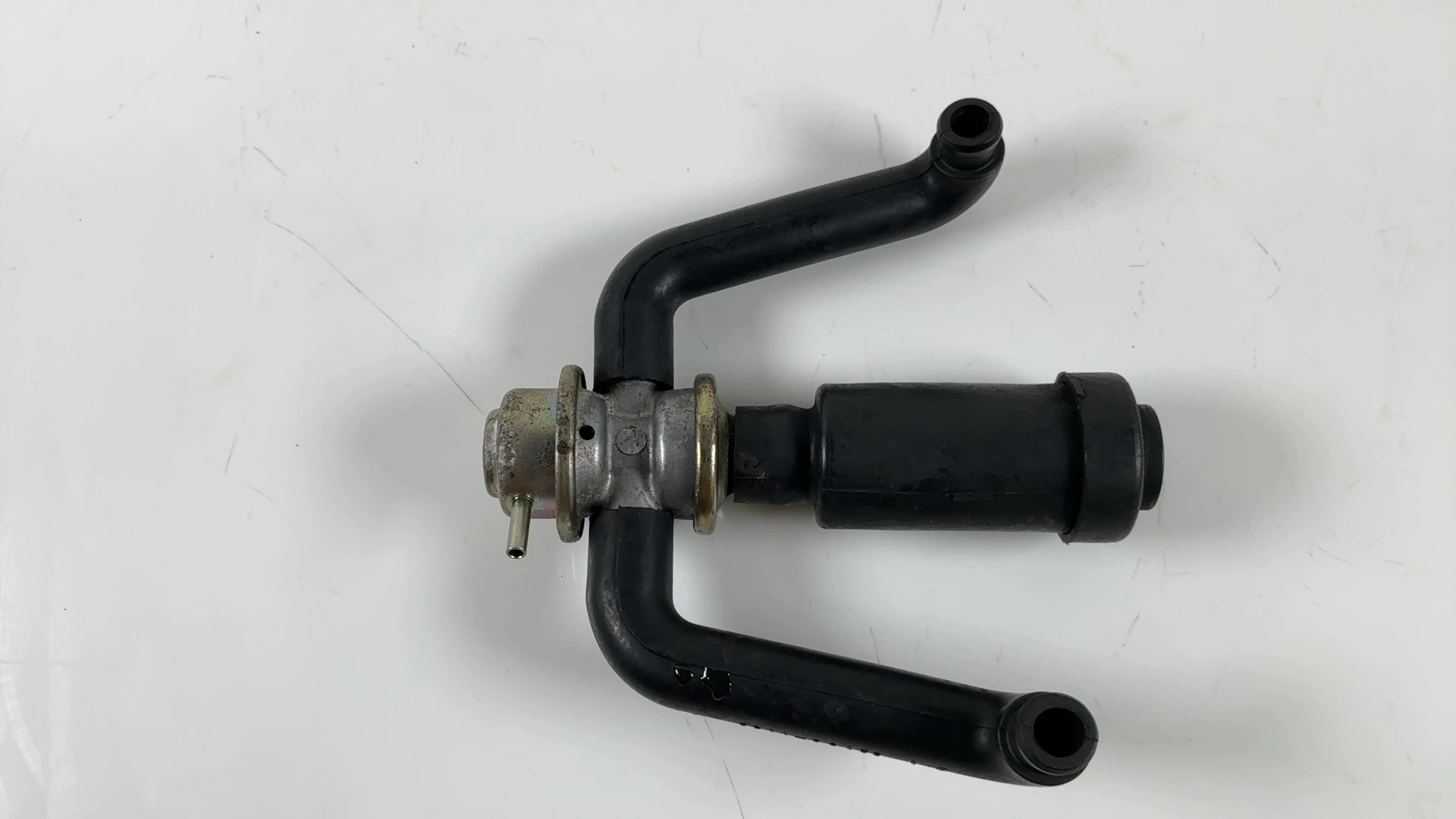 Kawasaki Ninja ZXR750 ZX750 750cc Air Switch Vacuum Valve 1993-95 OEM 16126-1104