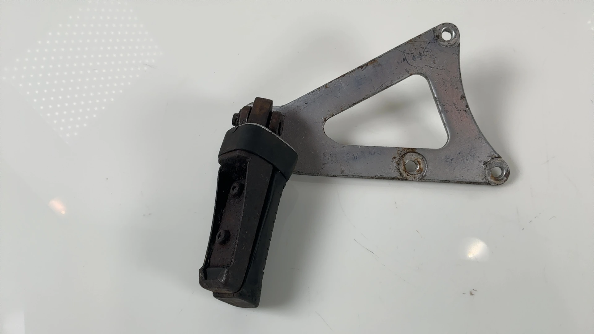Suzuki RG125 Gamma 125cc Left Rear Footpeg Rest Bracket 1985-91 OEM 43750-36A01