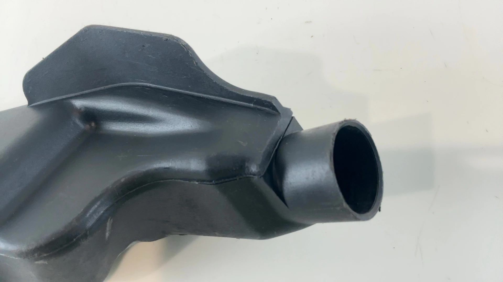Peugeot Speedfight 2 50cc Air Intake Box Duct 1996 2009 OEM 1173336700 - Image 4