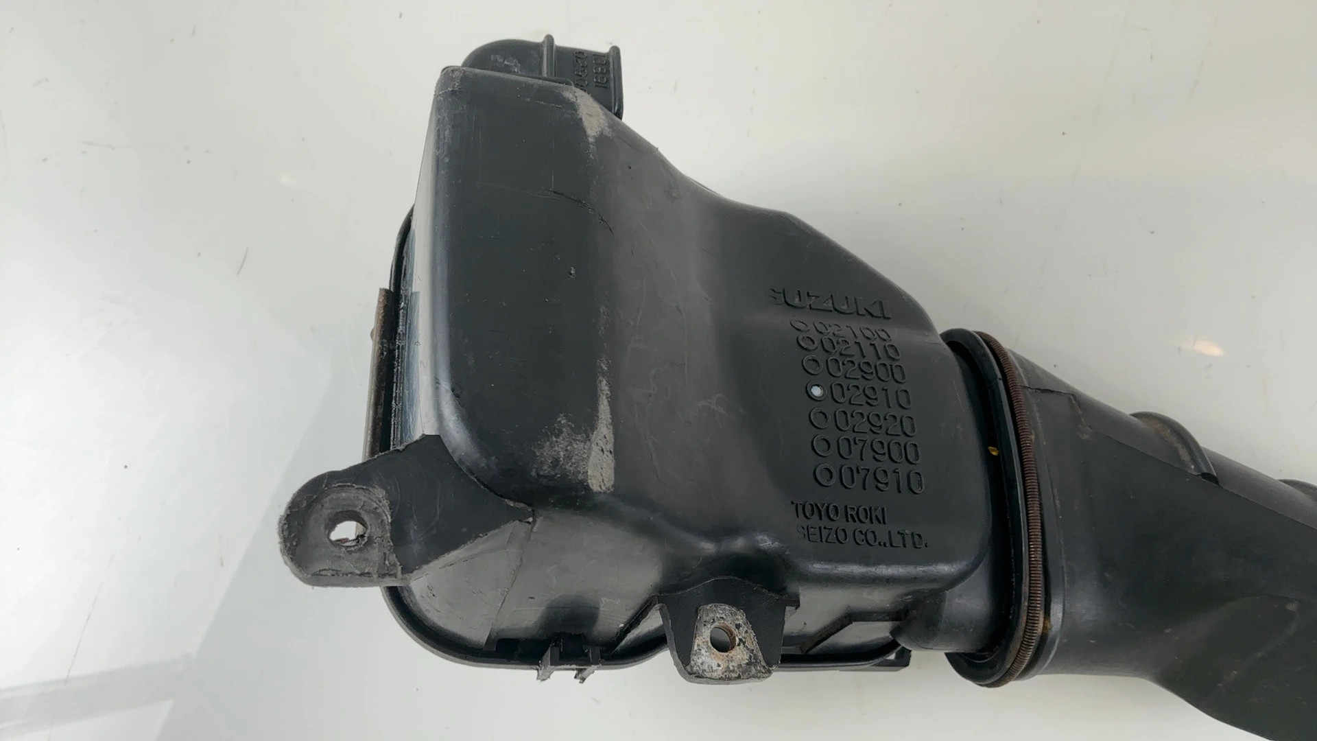 Suzuki Love CL50 50cc Air Filter Box 1982-1984 OEM 13700-02910-000 - Image 3