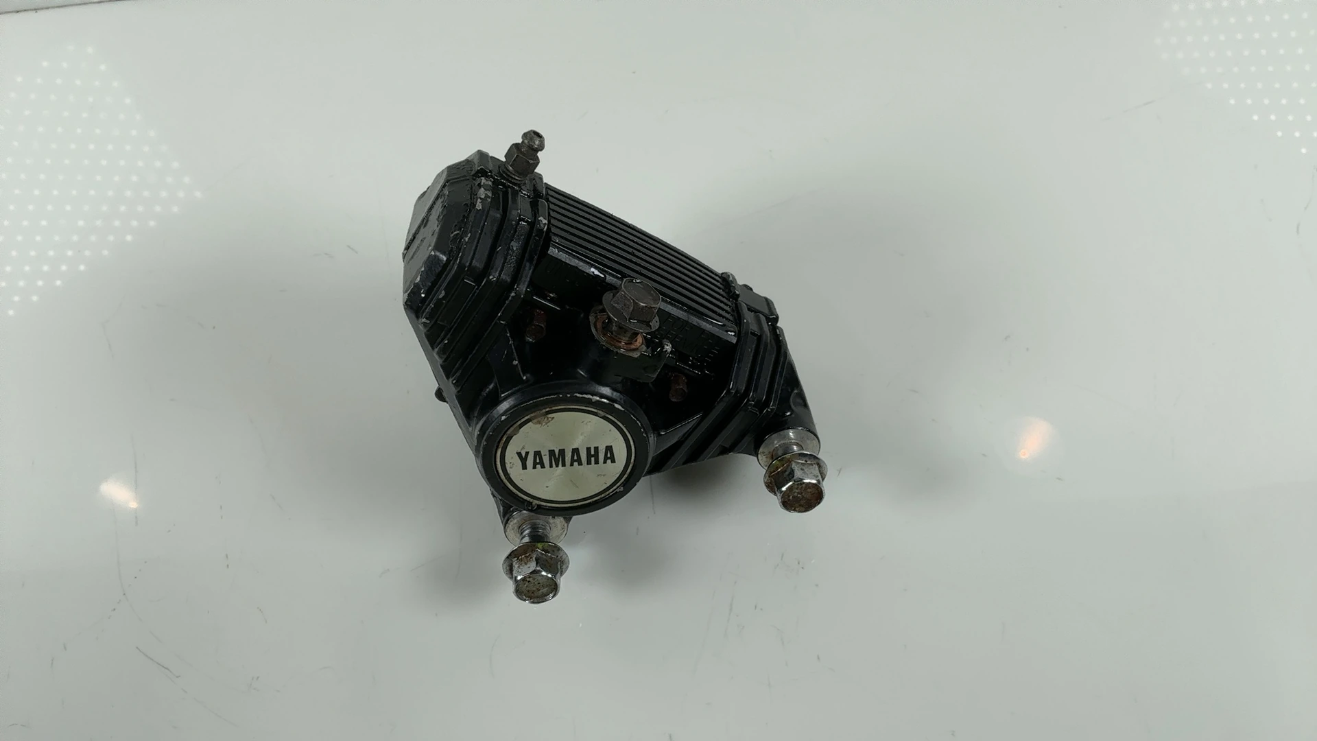 Yamaha XJ900 31A 900cc Front Right Brake Caliper 1983-1984 OEM 31A-25810-10 - Image 2