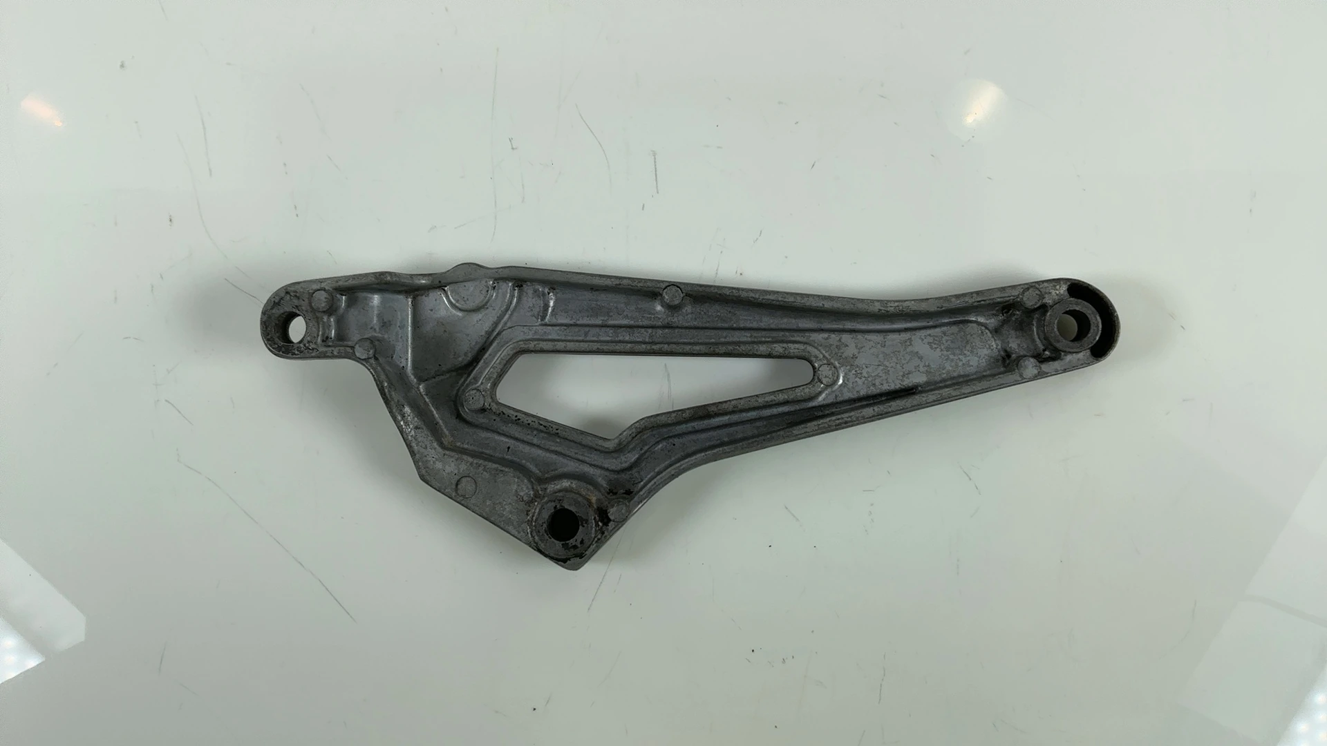 Yamaha RD125LC RD125 LC 125cc Left Side Foot Rest Bracket 1982-1986 10W-27442-01 - Image 4