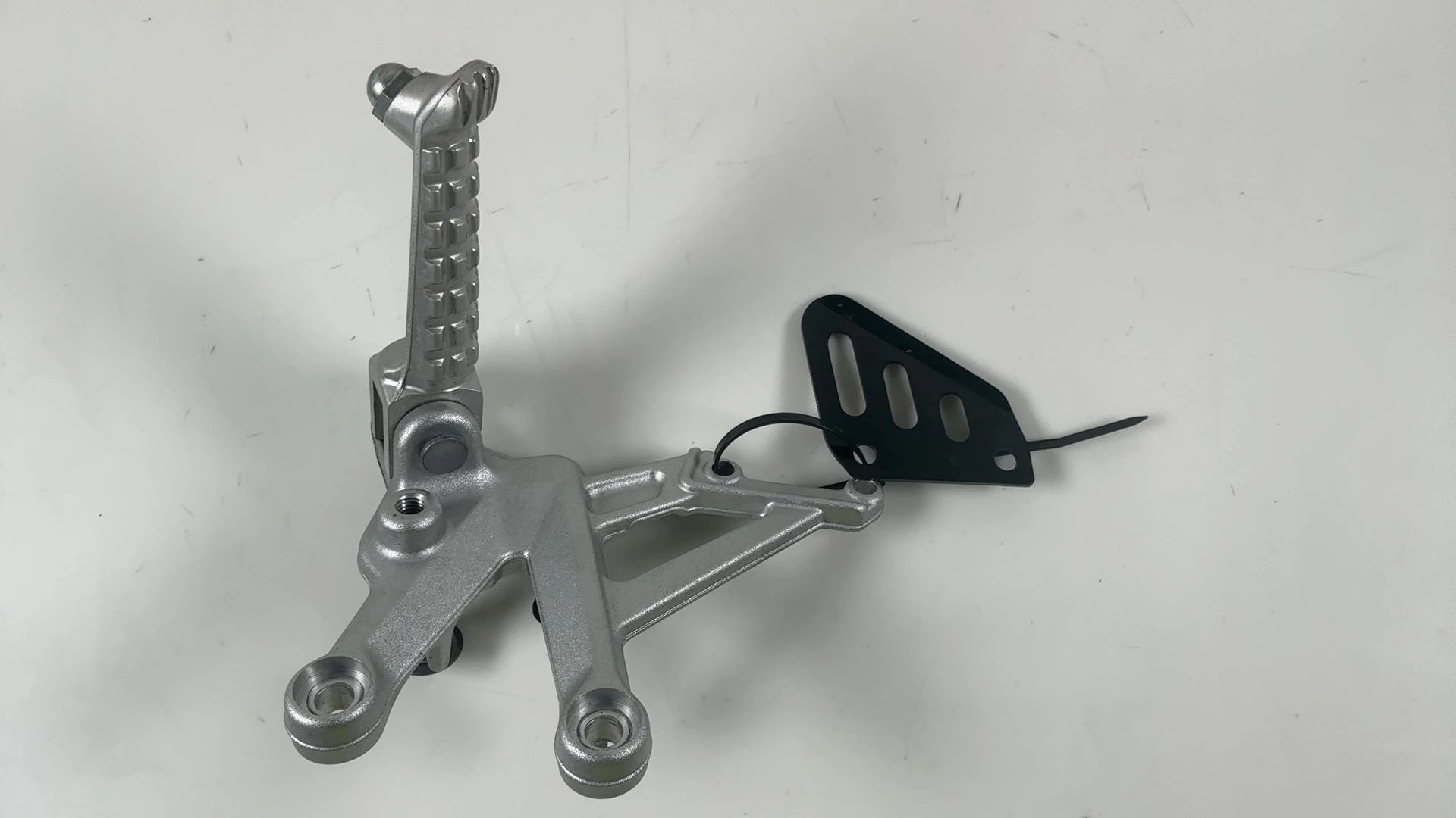 Aprilia RSV4 Tuono V4 Factory Front Right Foot Rest Hanger 2021-26 2B0077165