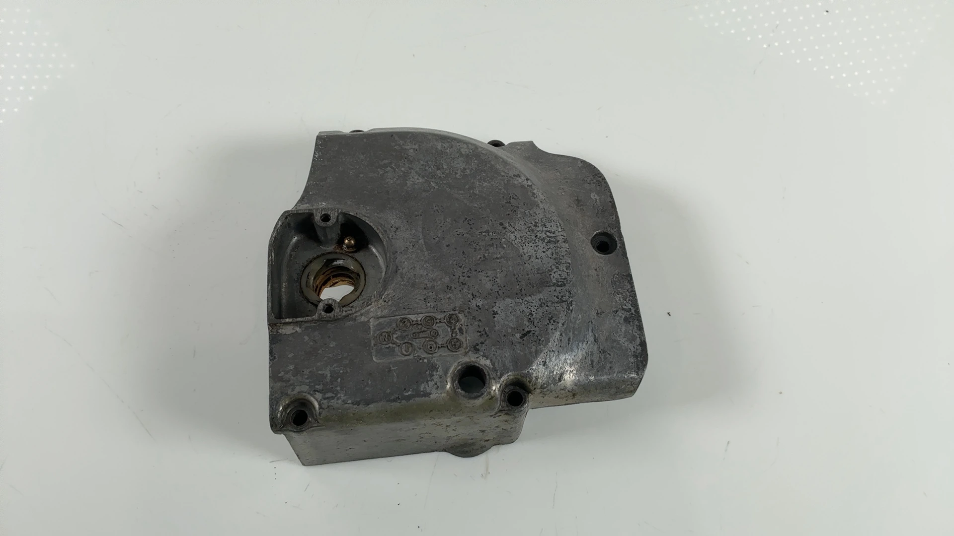 Suzuki GS425 GS425EN 425cc Front Engine Sprocket Chain Cover 1978-79 11361-44000