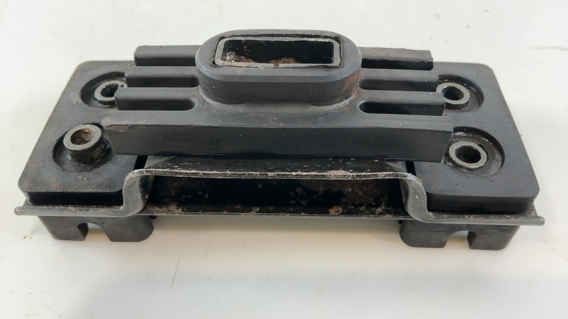 Yamaha FZ750 Genesis 1FN 750cc Fuel Tank Bracket Mount 1985-91 OEM 1AE-24191-01 - Image 5