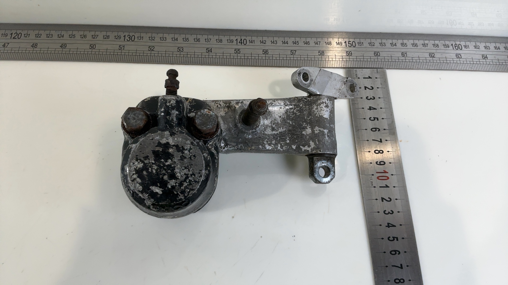Honda CJ250T Twin 250 Front Brake Caliper 1976 1977 OEM 45100-390-405 - Image 4