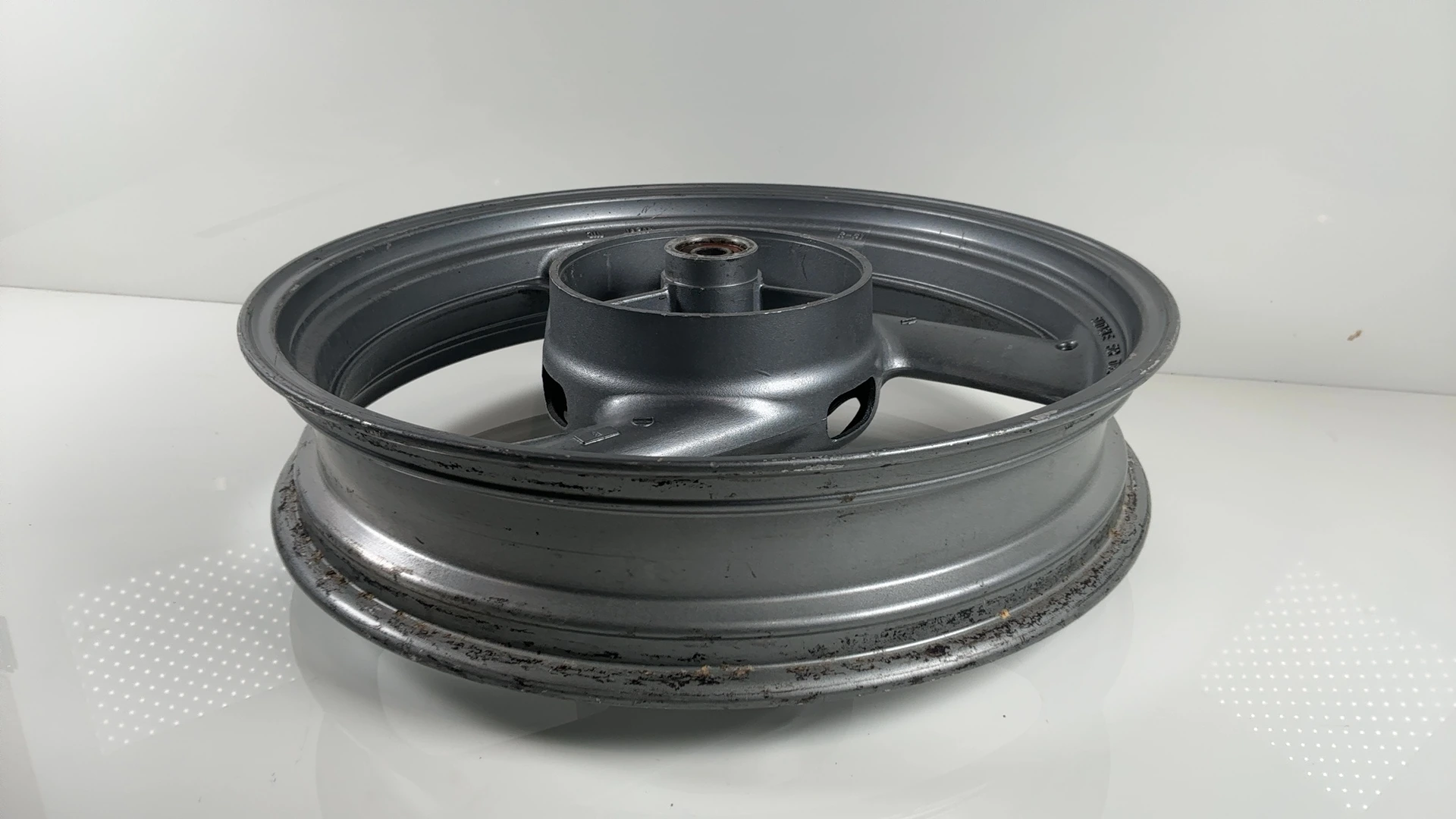 Yamaha XJ600 Diversion 4BR 600 Rear Wheel Rim 1992-1997 OEM 3HE-25338-00-WN R-61 - Image 10