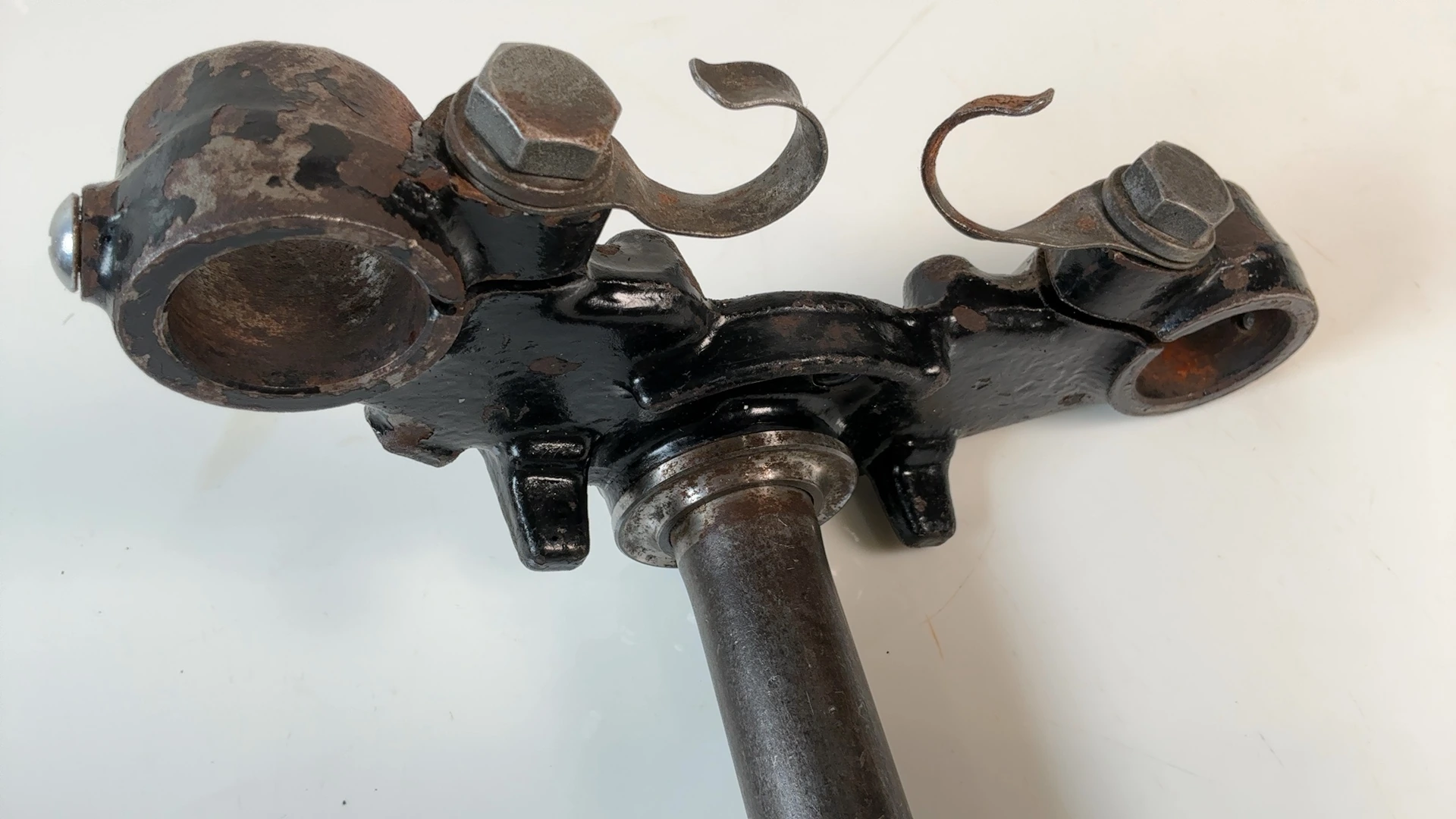 Suzuki GS125 GS125E 125cc Lower Triple Tree Fork Clamp 1982 1983 OEM 51410-45000 - Image 6