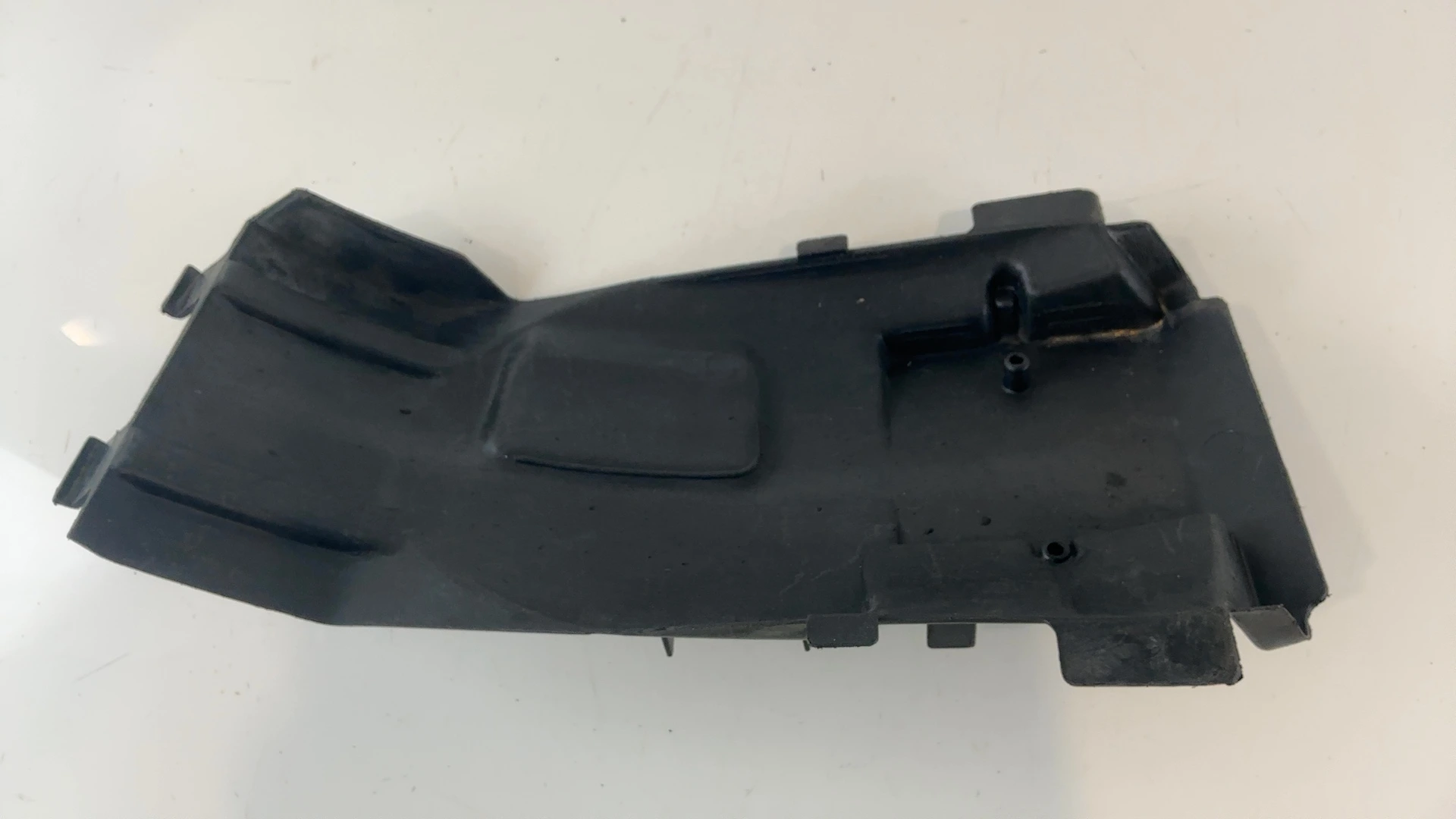 Yamaha FZR600 FZR 600 CC Rear Inner Fender Mud Guard 1989-99 OEM 3HE-21611-10-00 - Image 2