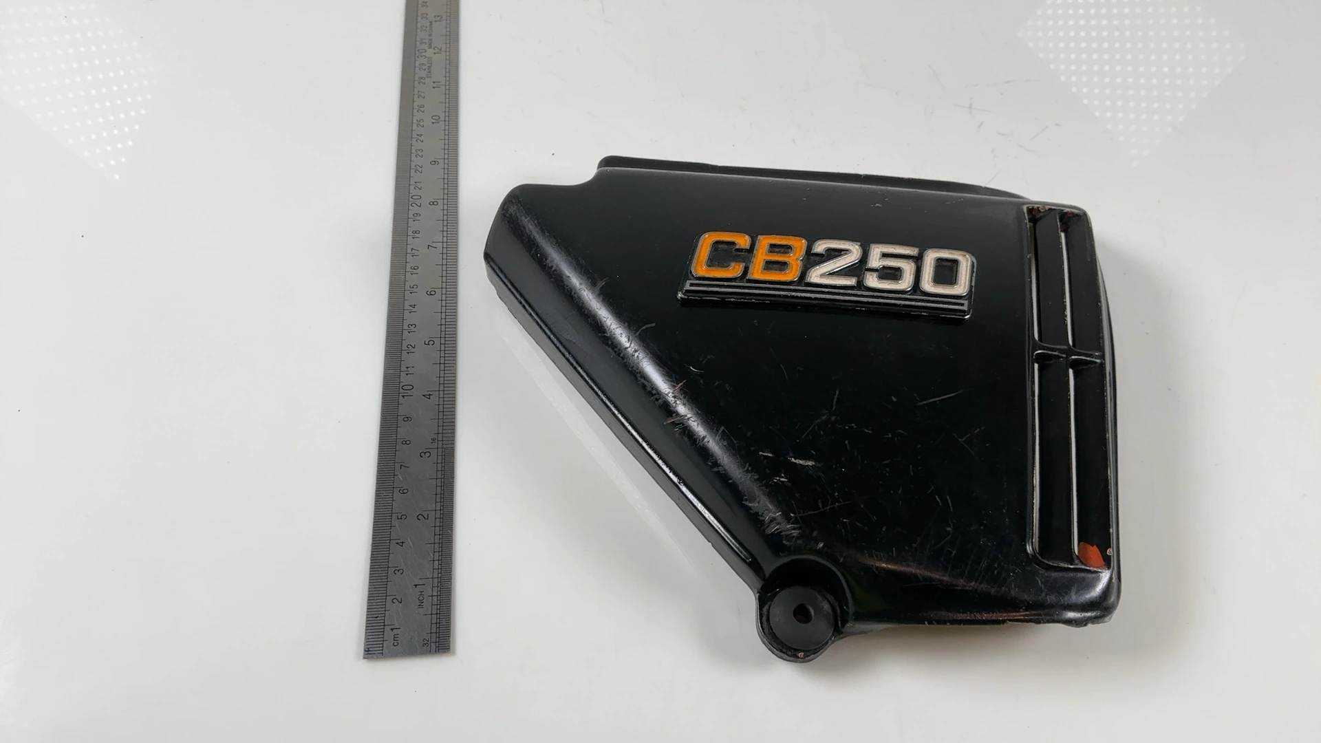 Honda CB250 CB360 250cc 360cc Right Side Cover 1974-1976 OEM 83600-369-000ZC - Image 4