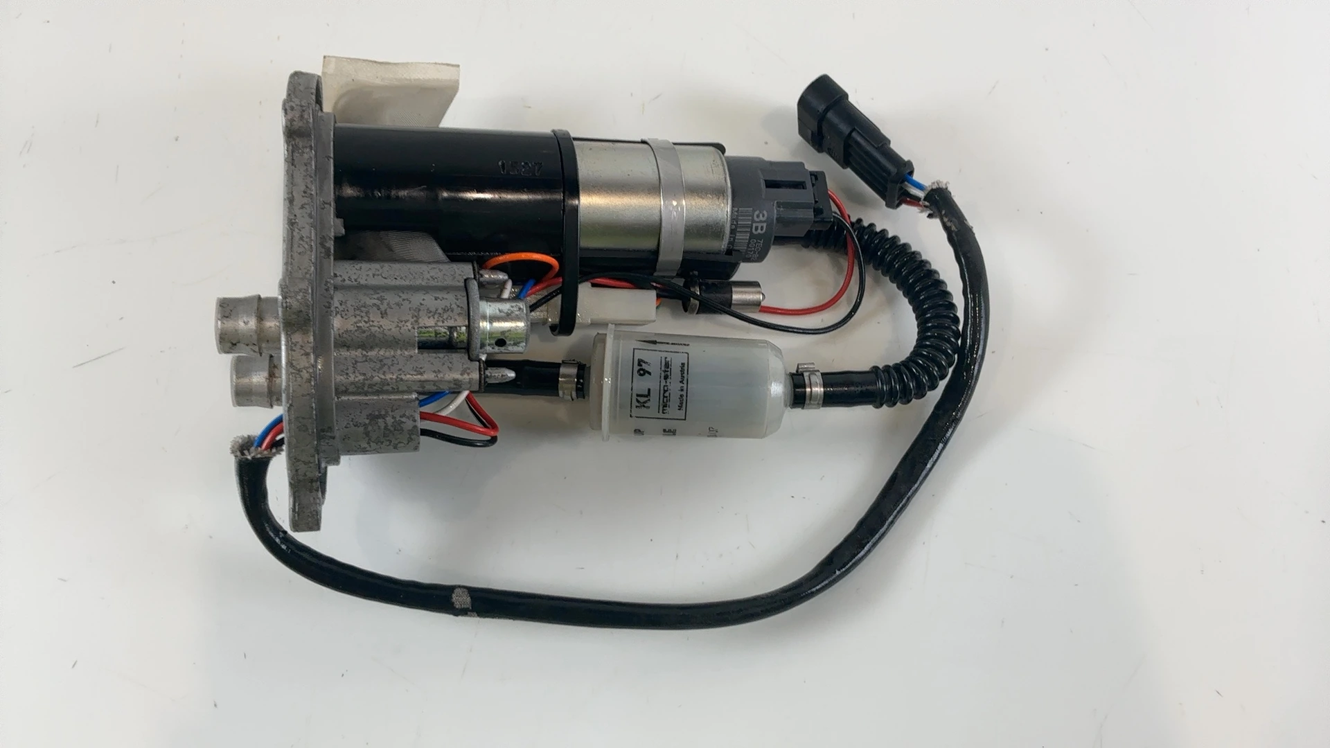 Ducati Hypermotard 1100 1100S 1078cc Fuel Pump 2007-2012 OEM 160.2.370.1A