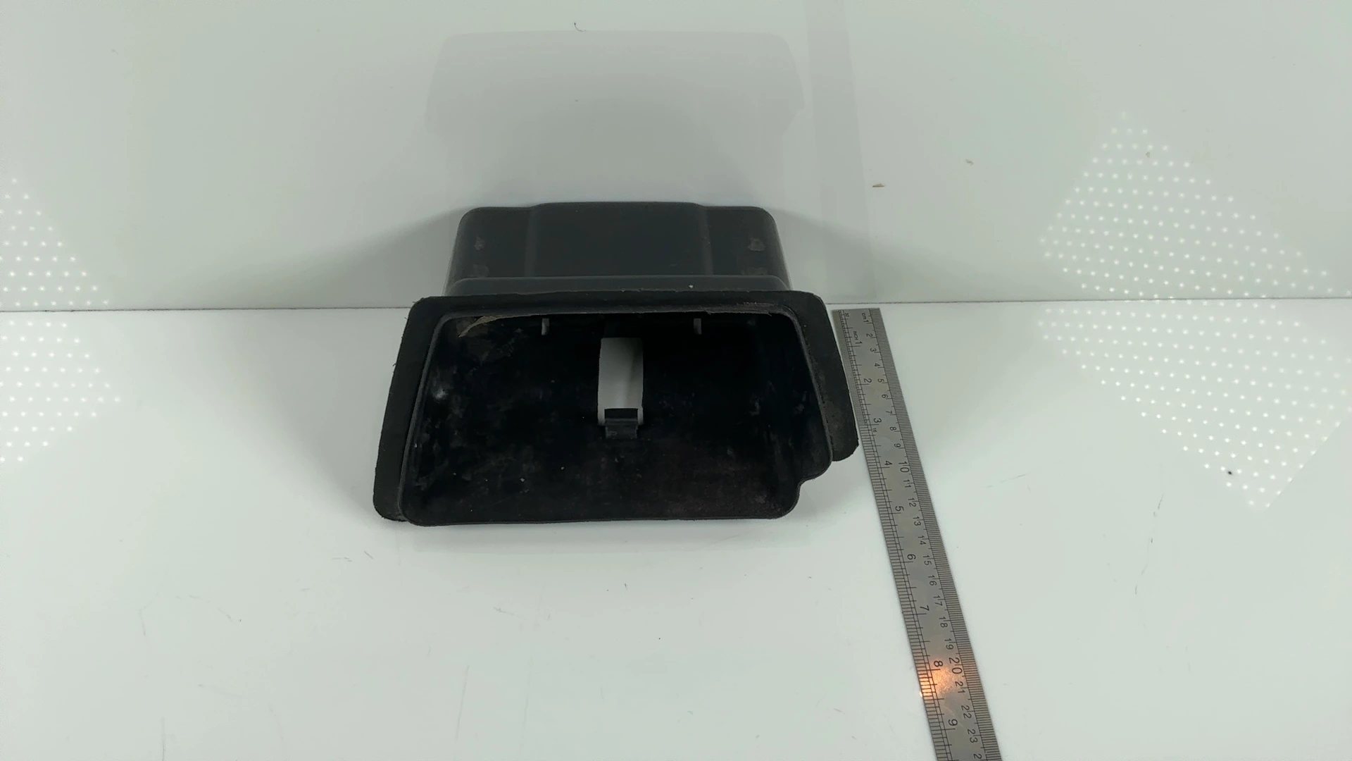 Yamaha Vision XZ550R 550cc Rear Tool Box Storage Tray 1982 1983 11H-2160E-00-00 - Image 8