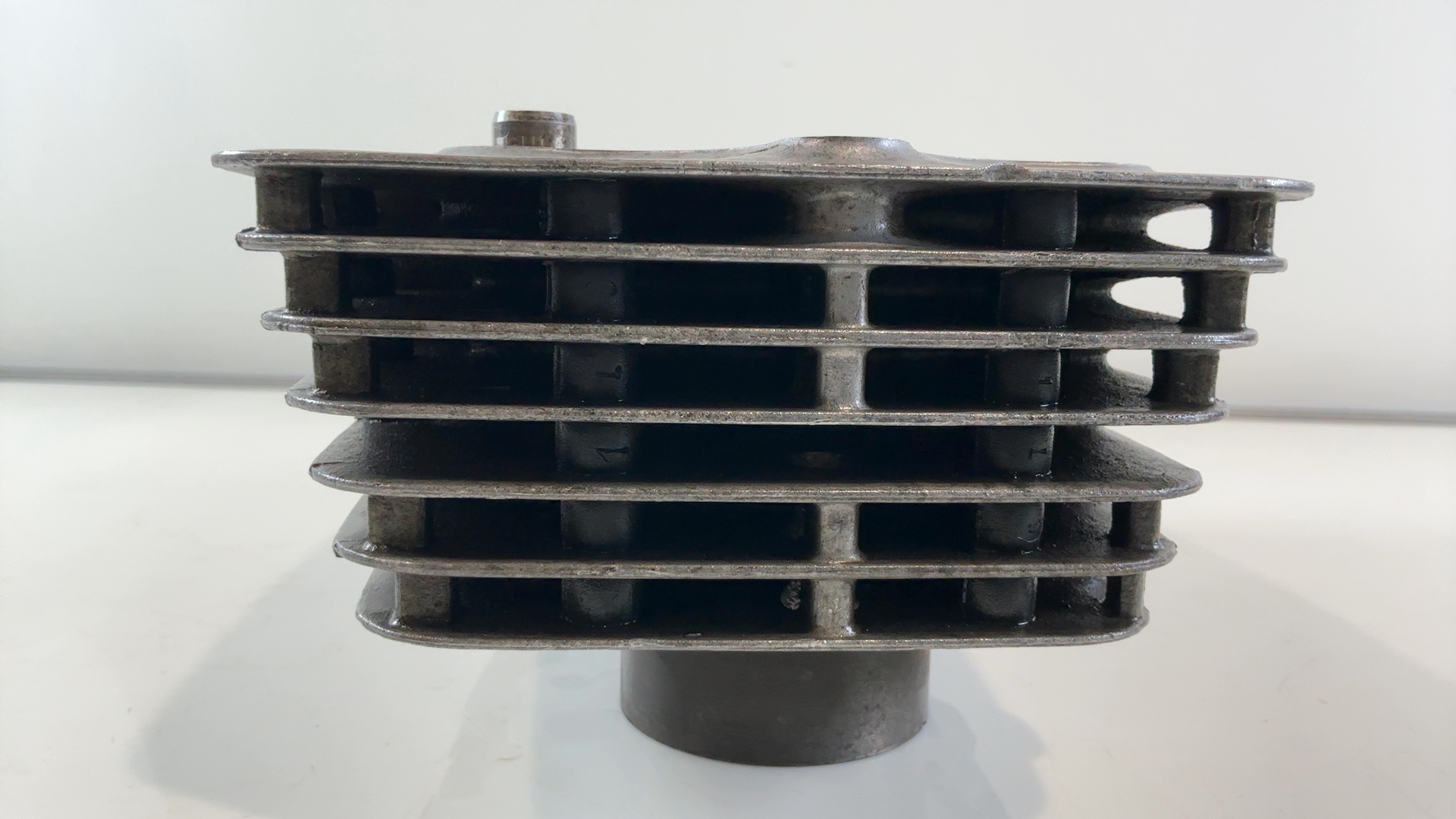 Yamaha XS250 1U5 250cc Engine Cylinder Barrel Jug 1977-1984 OEM 1M0-11311-00 - Image 6
