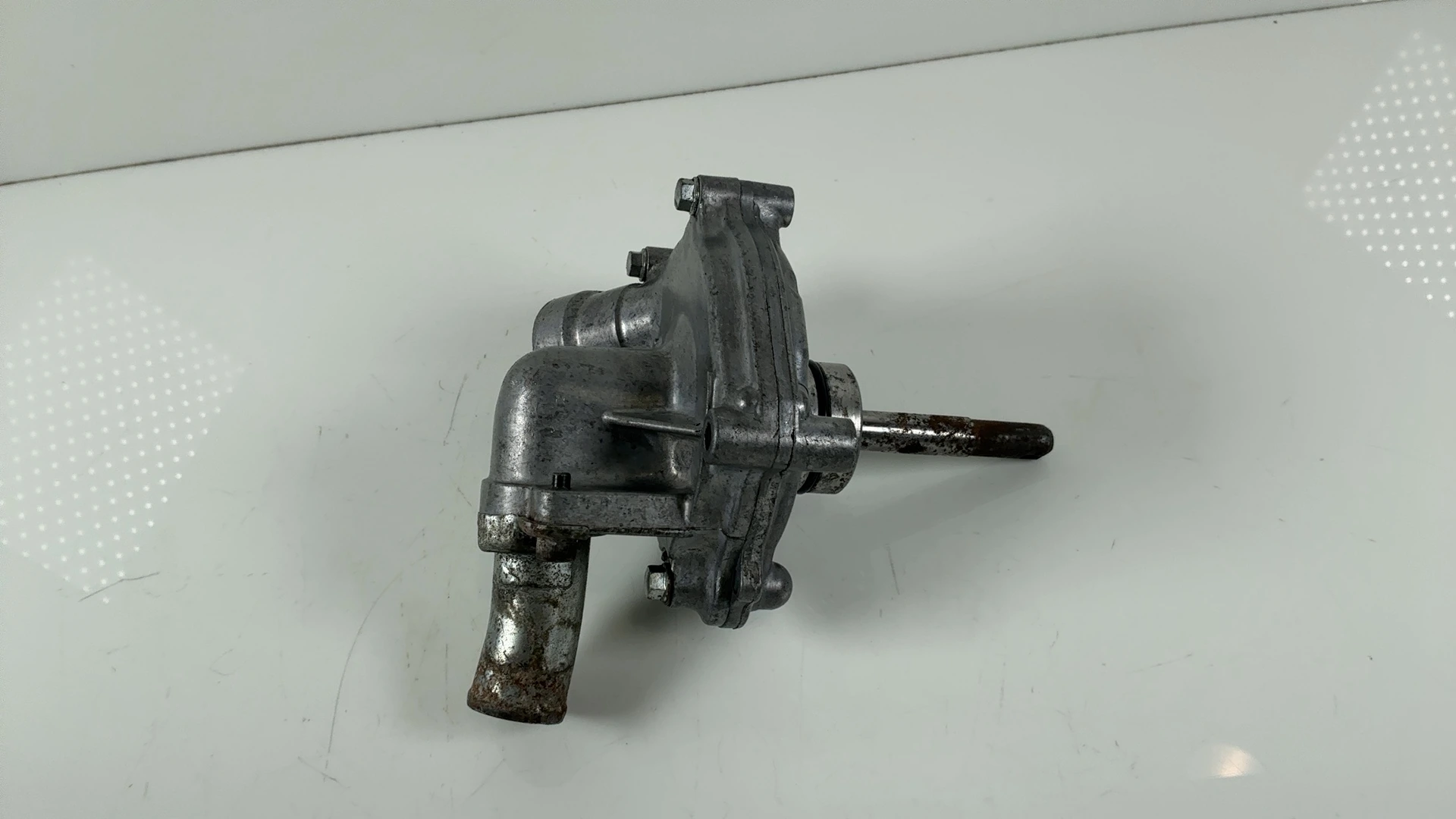 Yamaha FZR 1000 2LA 1000cc Engine Water Pump 1987-1988 OEM 1UF-12450-00 - Image 4
