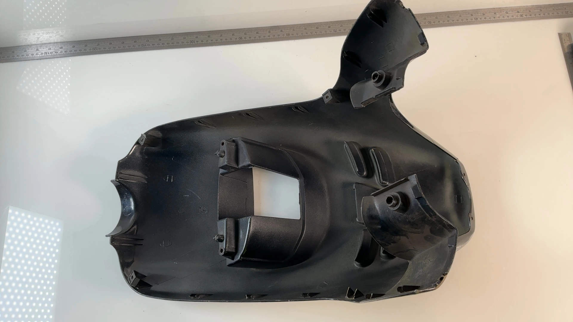 Piaggio Typhoon TPH 50 50cc Front Fairing Leg Shield Panel 1998-2010 OEM 575231 - Image 2