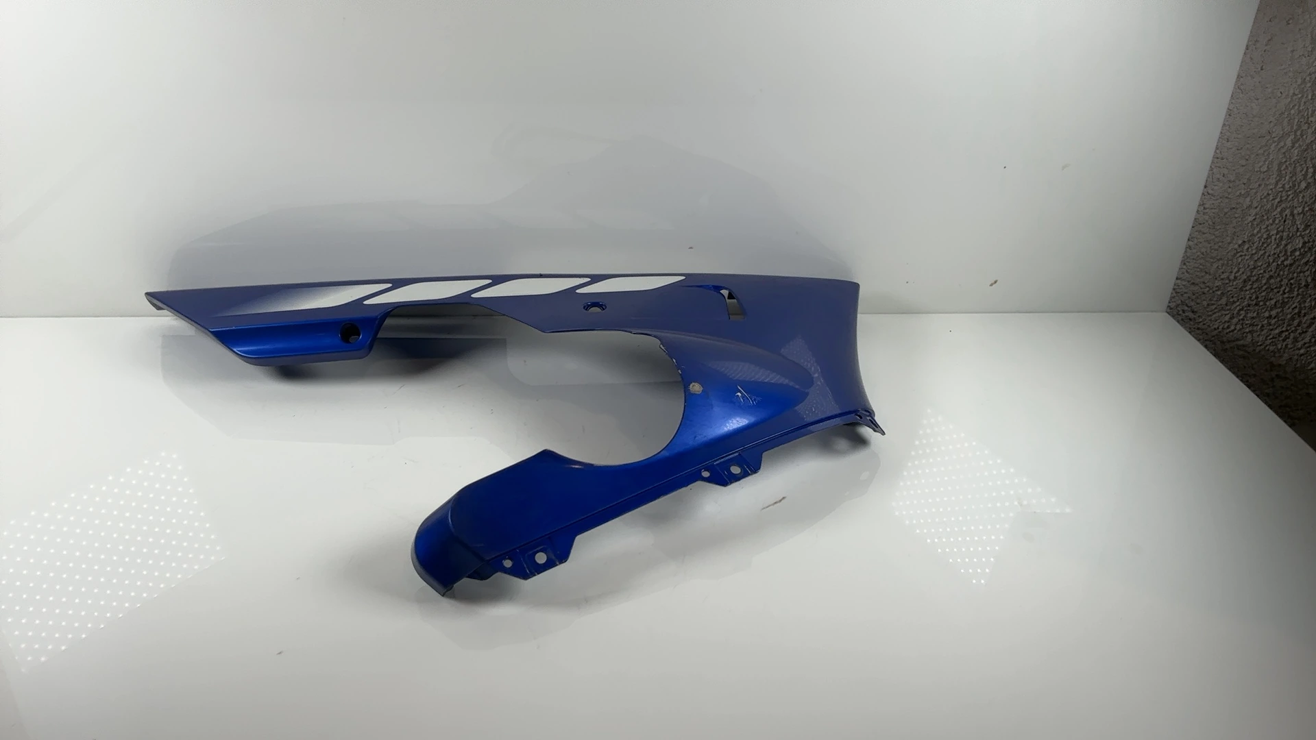 Yamaha YZF R1 1000 Left Lower Fairing 1998 1999 OEM 4XV-28385-00 - Image 4