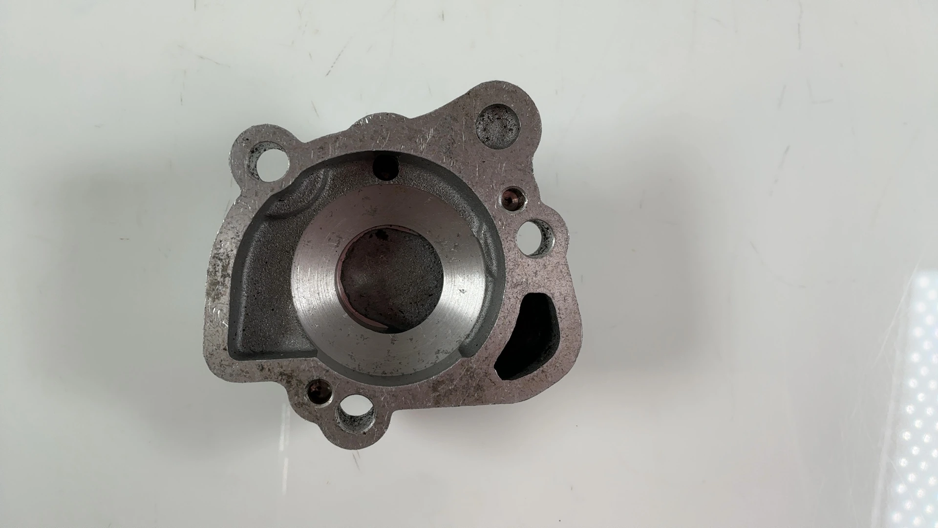 Yamaha DT125LC DT125 125cc Water Pump Cover 1985 1986 1987 OEM 10V-12422-00 - Image 7