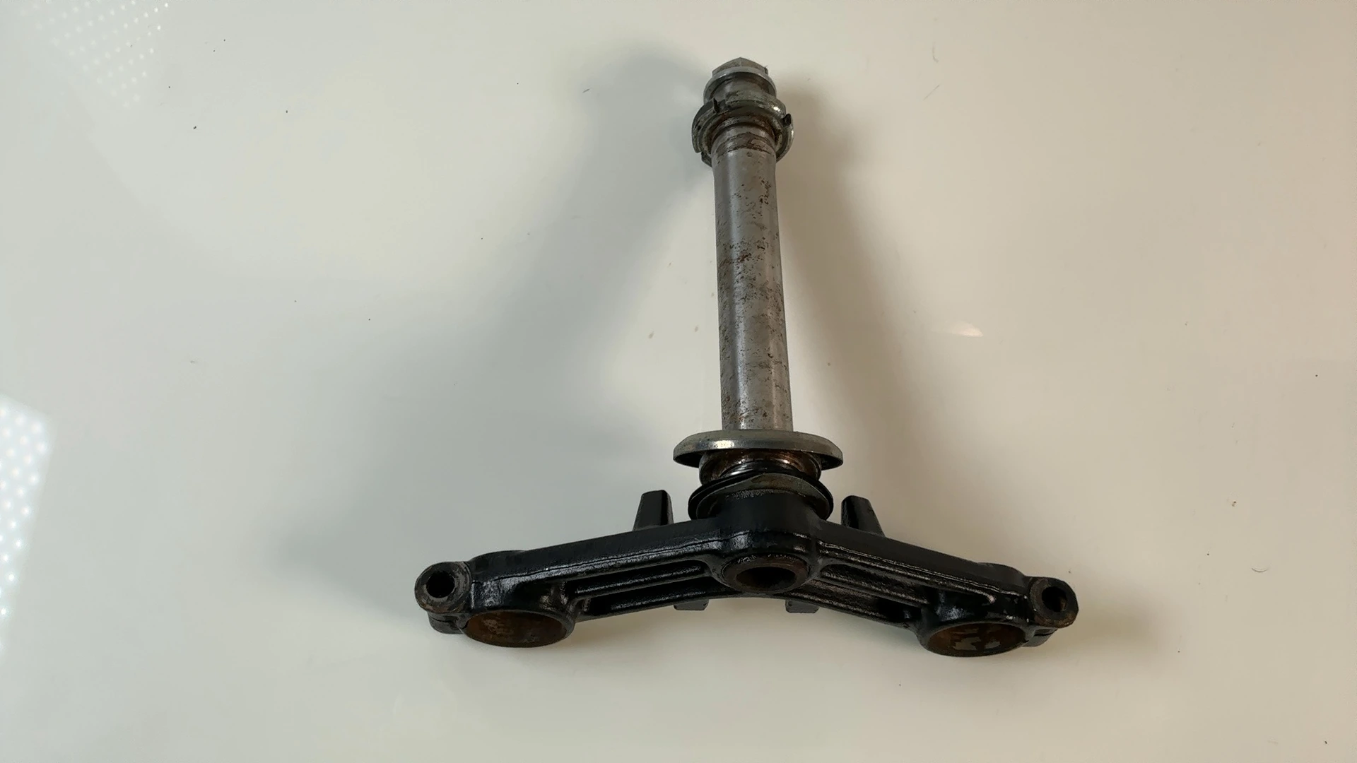 Kawasaki ZZR250 EX250H 250cc Lower Triple Tree Clamp 1990-2007 OEM 44037-1249 - Image 2