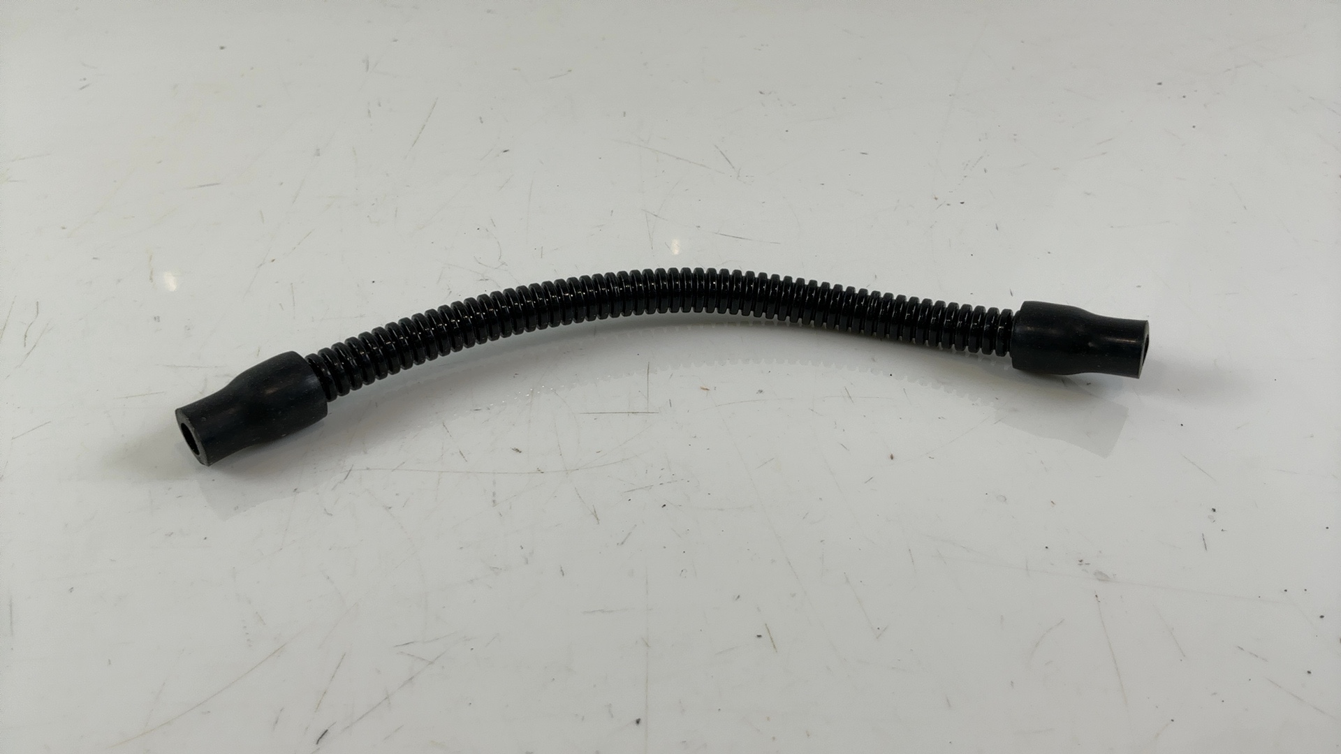 Triumph Daytona 675 Fuel Evaporation Breather Hose Tube 2006-2008 OEM T1242502