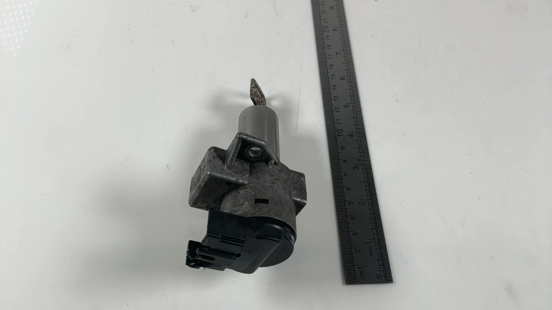 Honda CX500 Deluxe CX500D 500cc Ignition Switch Lock 1980 1981 OEM 35100-415-017 - Image 3