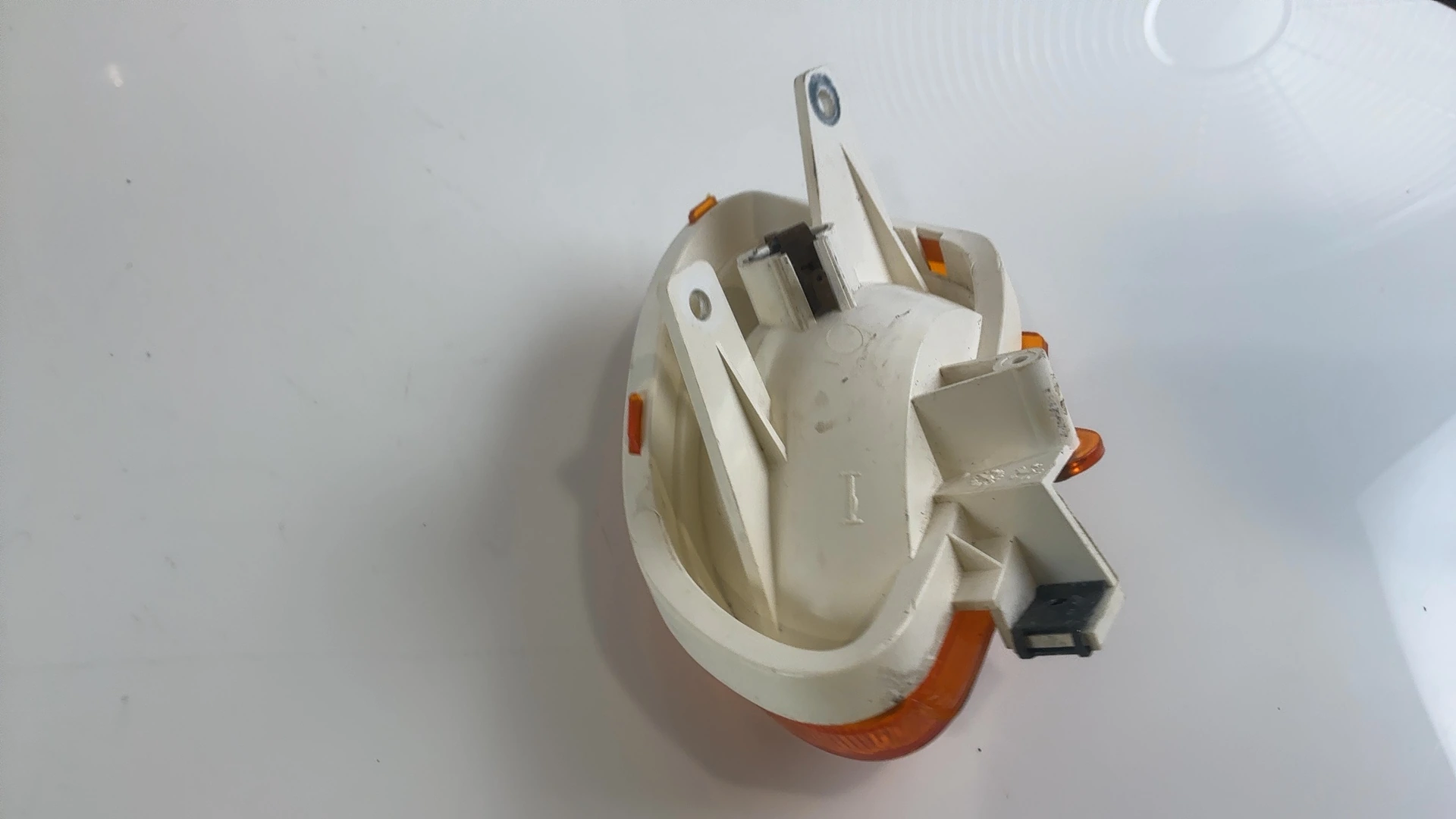 Yamaha Neo's YN 50 Rear Left Turn Signal Indicator Light 1997-2007 5AD-H3330-00 - Image 4