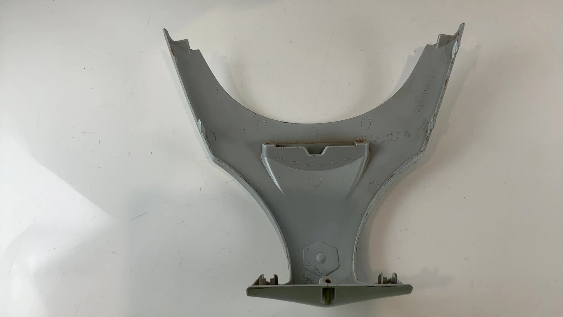 Piaggio X9 125 CC Front Fairing Cascade Panel 2000-2003 OEM 575563 - Image 2