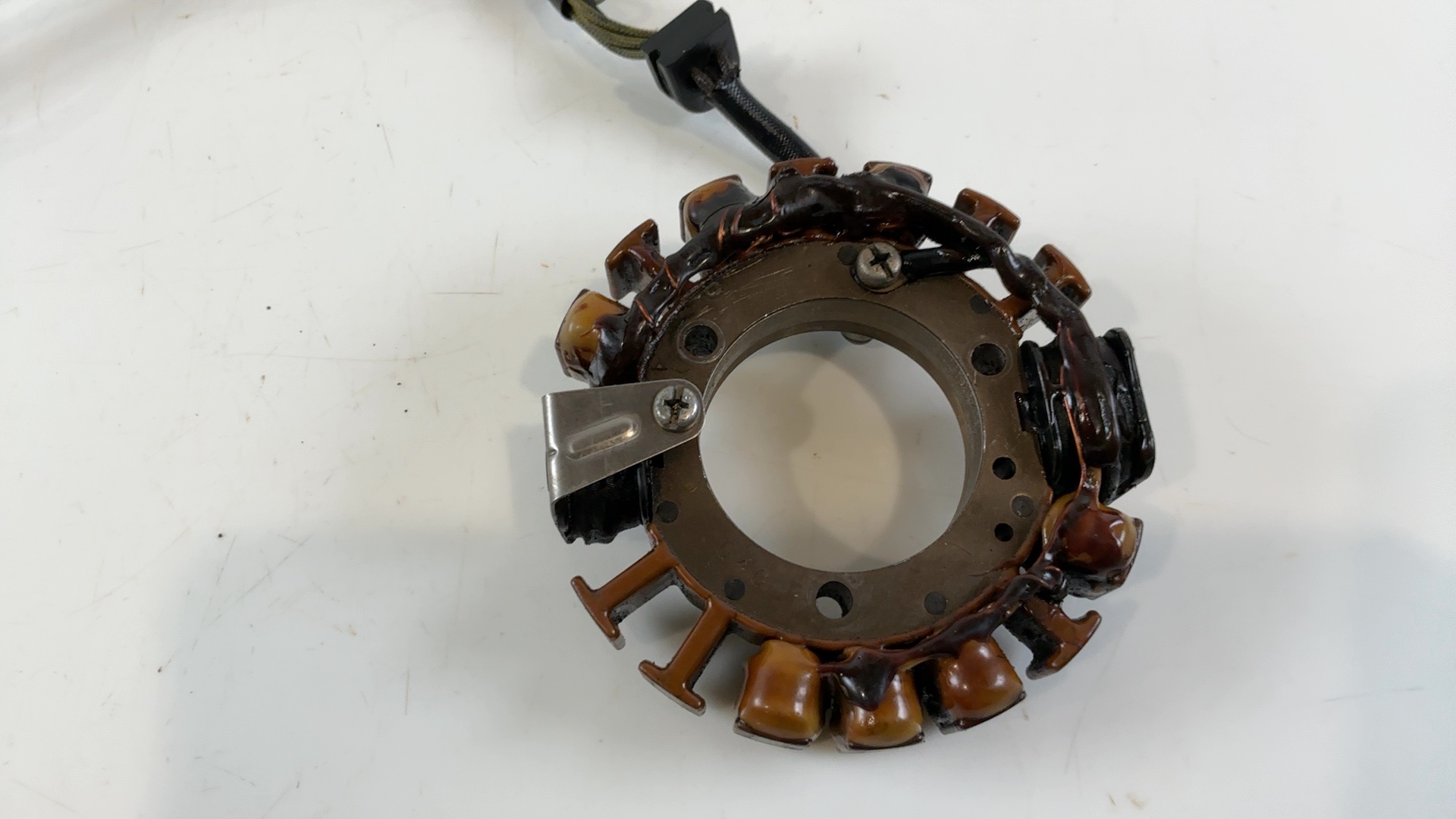 Suzuki GT380 GT 380 CC Stator Magneto Alternator 1972-1977 OEM 31400-33011 Denso - Image 6