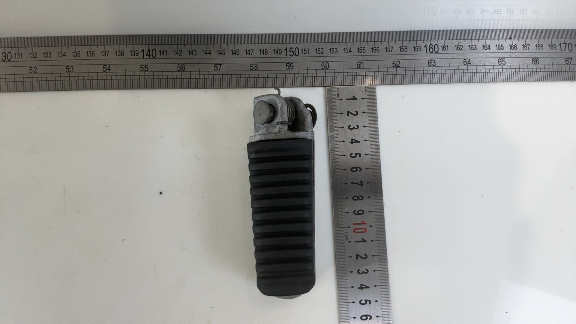Kawasaki GPZ1000RX ZX1000A 1000cc Front Right Footrest Peg 1986-1988 34028-1120 - Image 4
