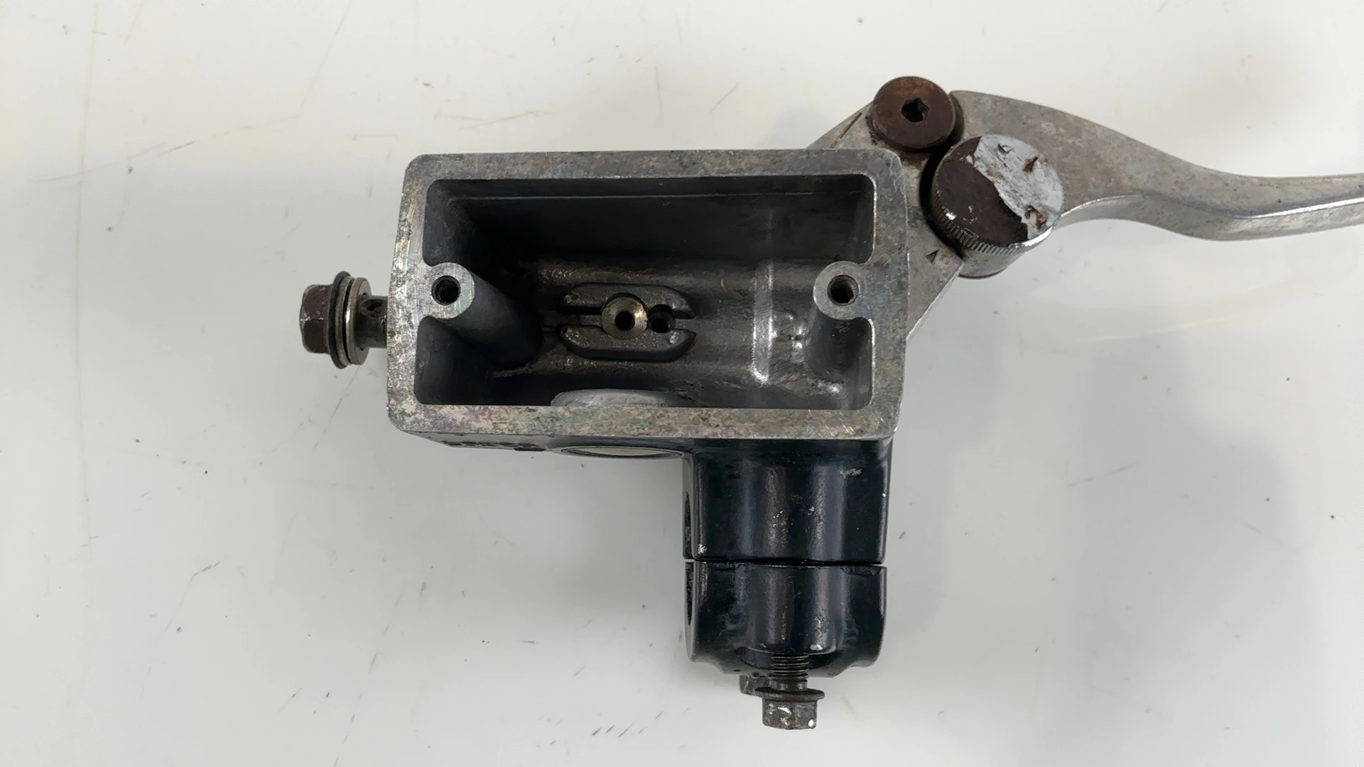 Nissin Suzuki Bandit GSF600 Front Brake Master Cylinder 1996-2000 59600-20C30 - Image 4