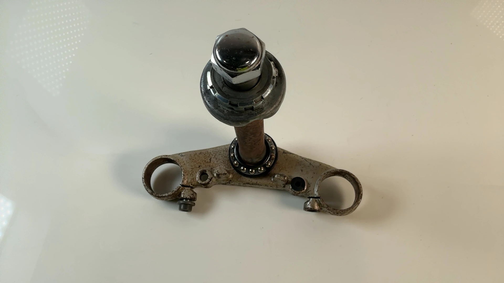 Honda CB-1 CB400F 400cc Lower Fork Triple Tree Yoke 1989-1991 OEM 53200-KBE-000