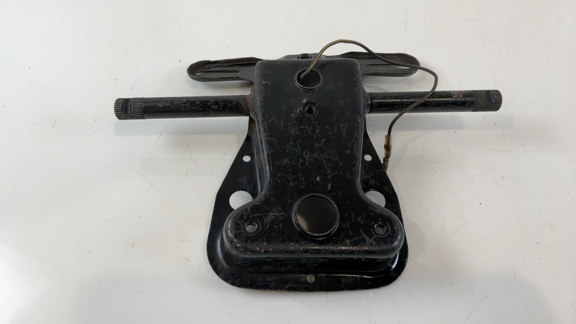 Kawasaki Z750E KZ750E 750cc Rear Taillight Mount Bracket 1980-82 OEM 11034-1753 - Image 4