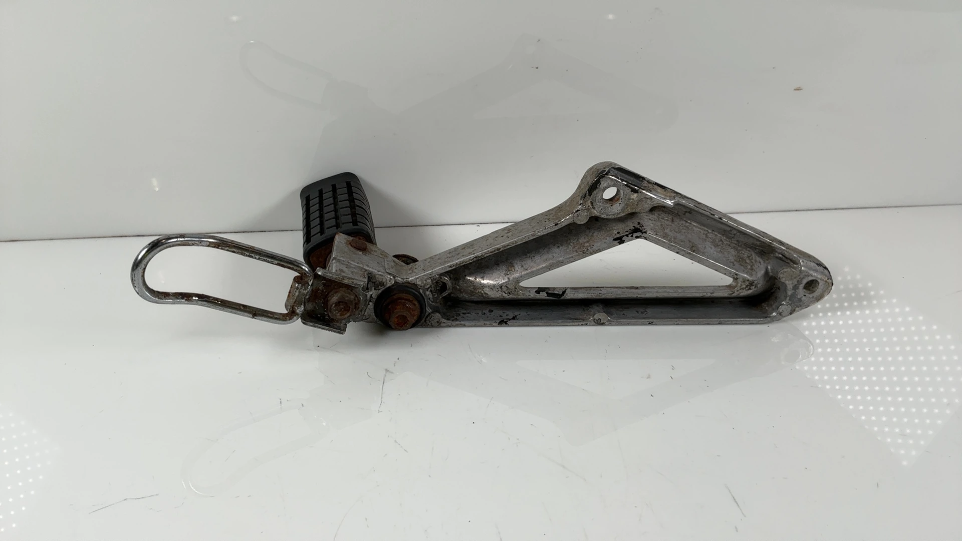 Honda Sabre VF700S 700cc Footrest Peg Bracket Left 1984-1985 OEM 50690-MB0-000 - Image 2