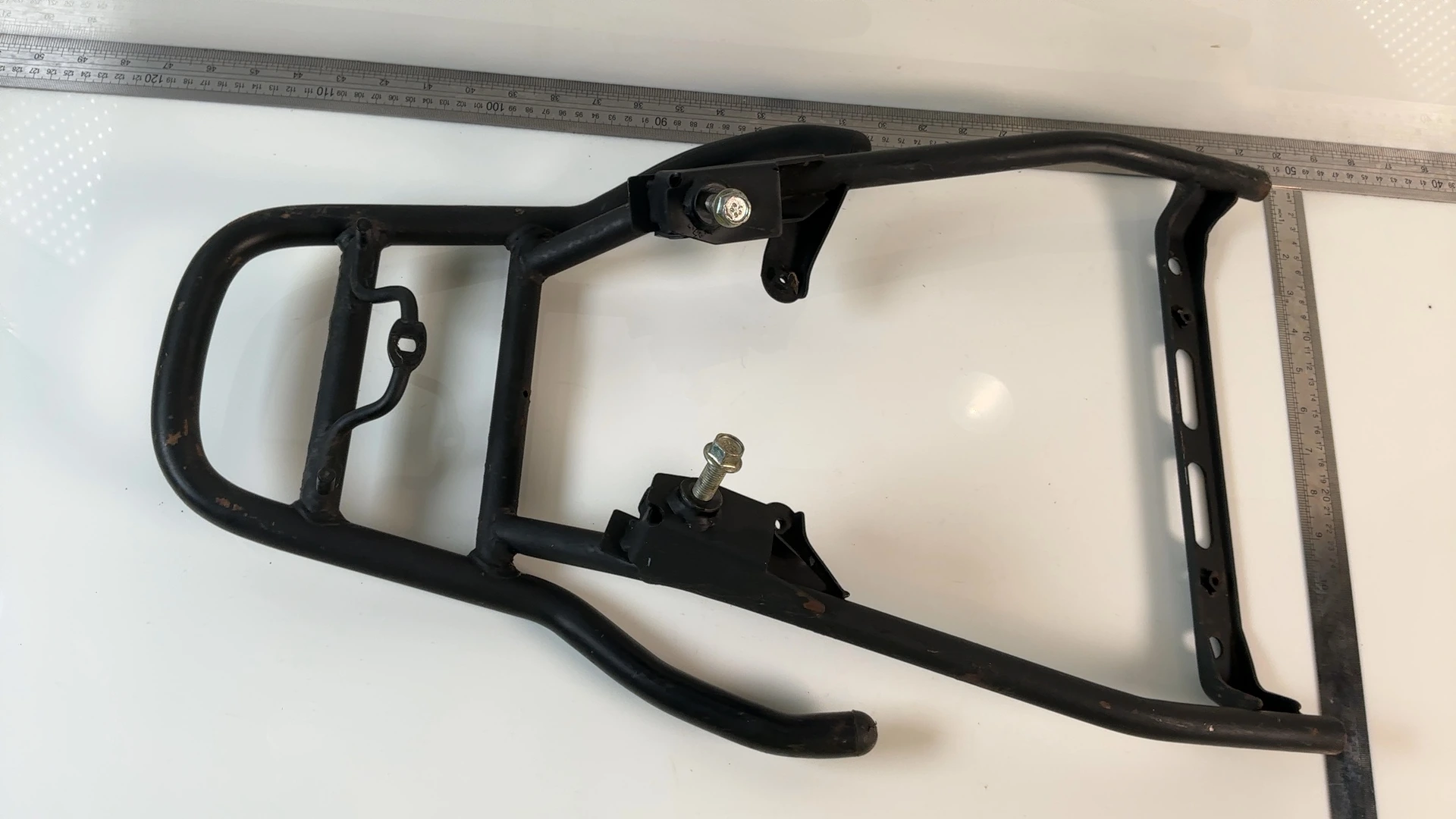 Honda Lead SCV100 JF11 100cc Rear Luggage Carrier Rack 2003-07 OEM 81200-KRP-980 - Image 3