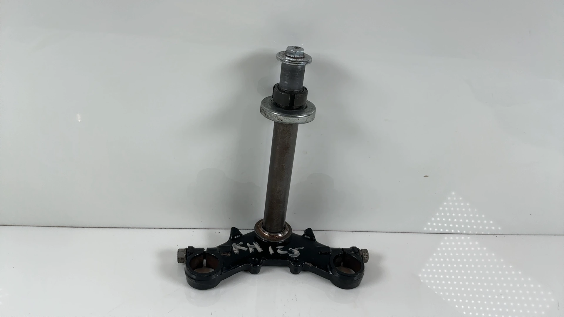 Kawasaki KH125 A 125CC Bottom Lower Triple Tree Fork Yoke 1976-79 OEM 44037-1113