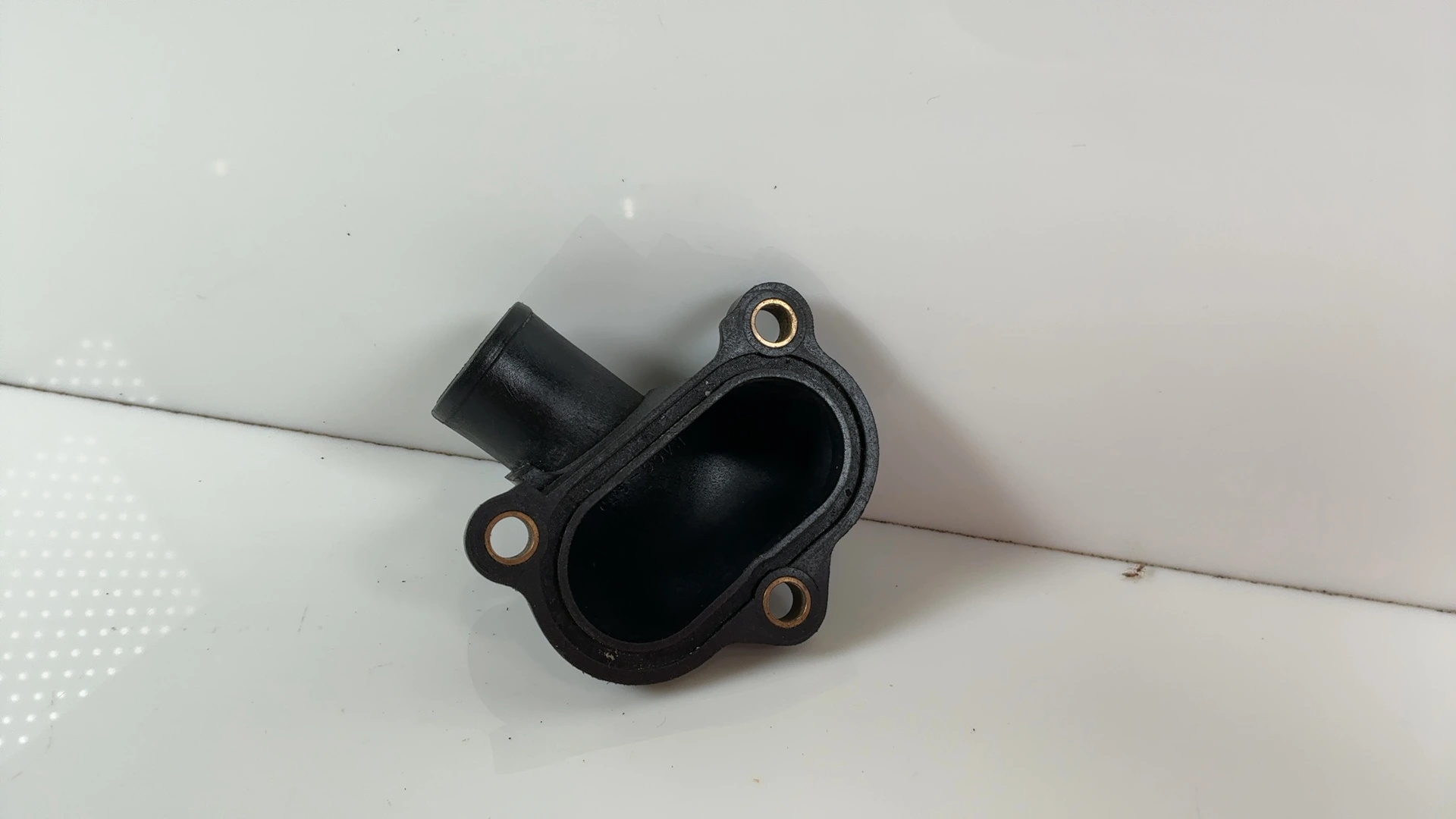 Suzuki GSX-R1000 K2 K3 K4 1000cc Cylinder Water Connector 2001-2008 17861-33E20 - Image 2