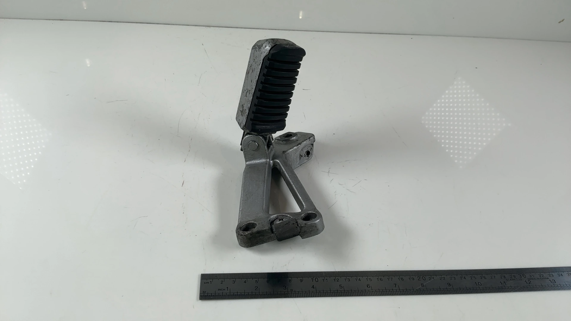 Kawasaki Concours ZG1000A 1000 Rear Right Footrest Hanger 1996-97 OEM 35011-1294 - Image 5