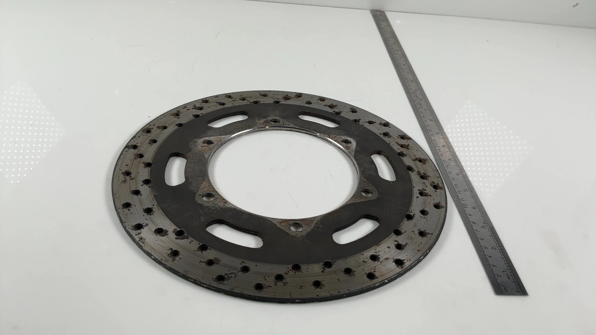 Triumph Scrambler 900 Front Disc Brake Plate 2006-2014 OEM T2023344 - Image 3