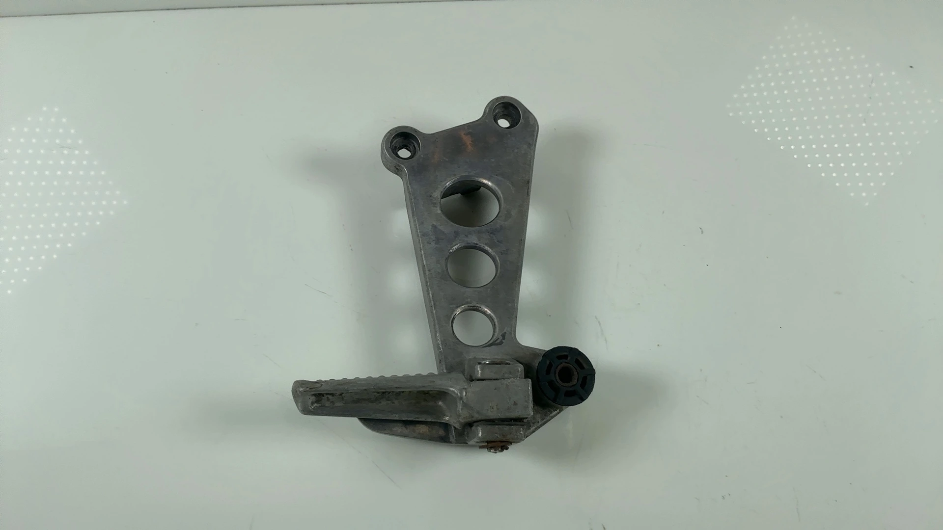Honda CB-1 CB400F 400cc Right Rear Footrest Bracket 1989-1992 OEM  50710-KAF-000 - Image 3